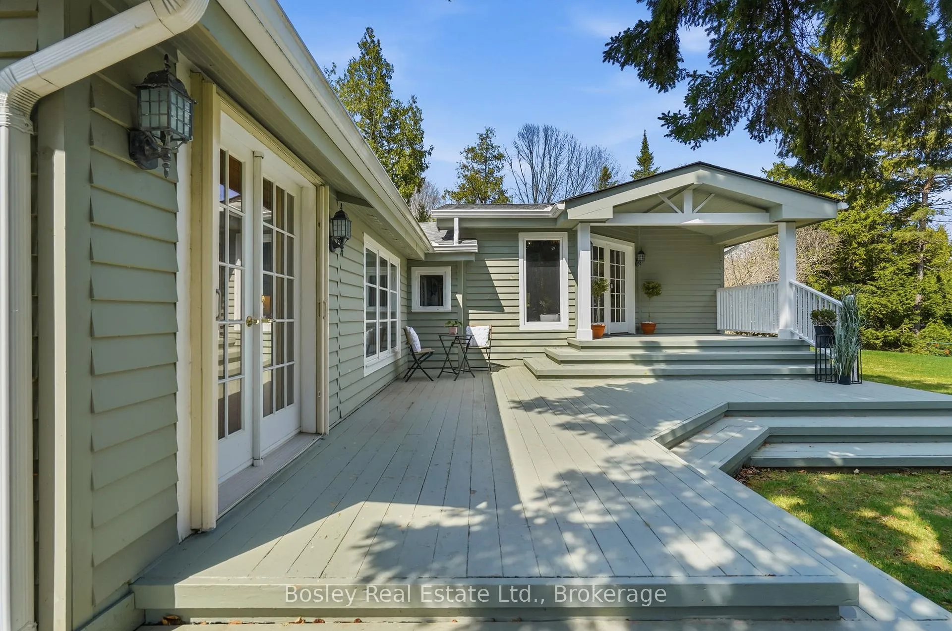 Photo 1 of 150 St Moritz Crescent, Blue Mountains — HOMEH