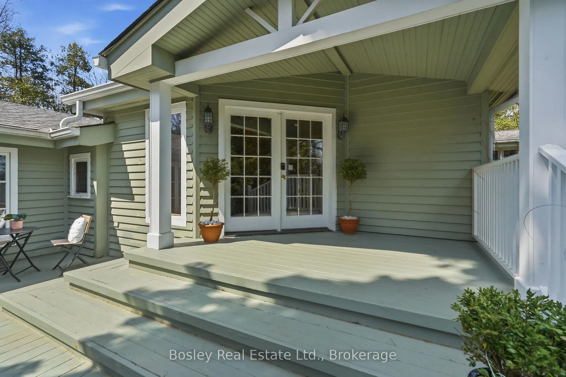 Photo 3 of 150 St Moritz Crescent, Blue Mountains — HOMEH