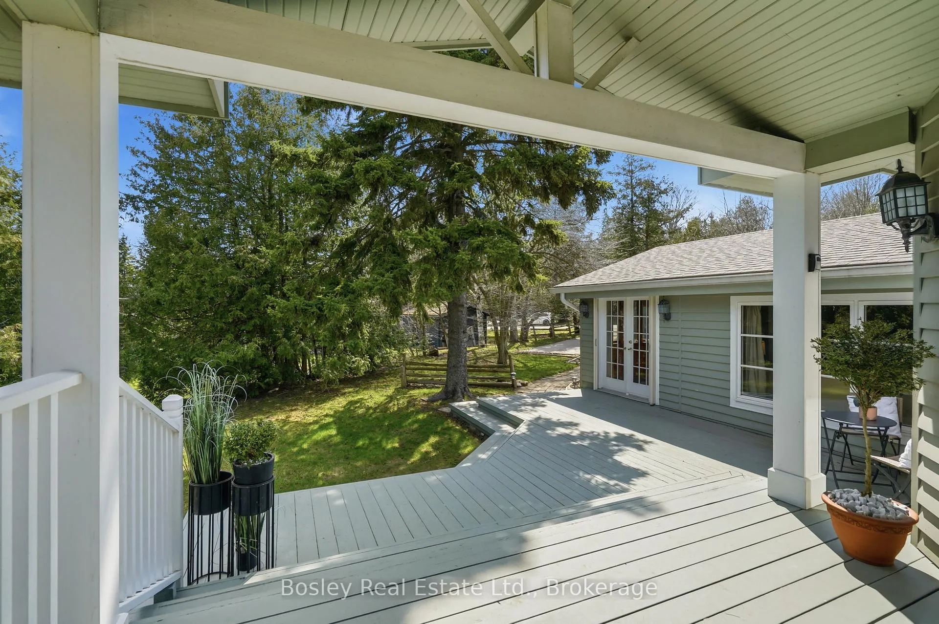 Photo 4 of 150 St Moritz Crescent, Blue Mountains — HOMEH