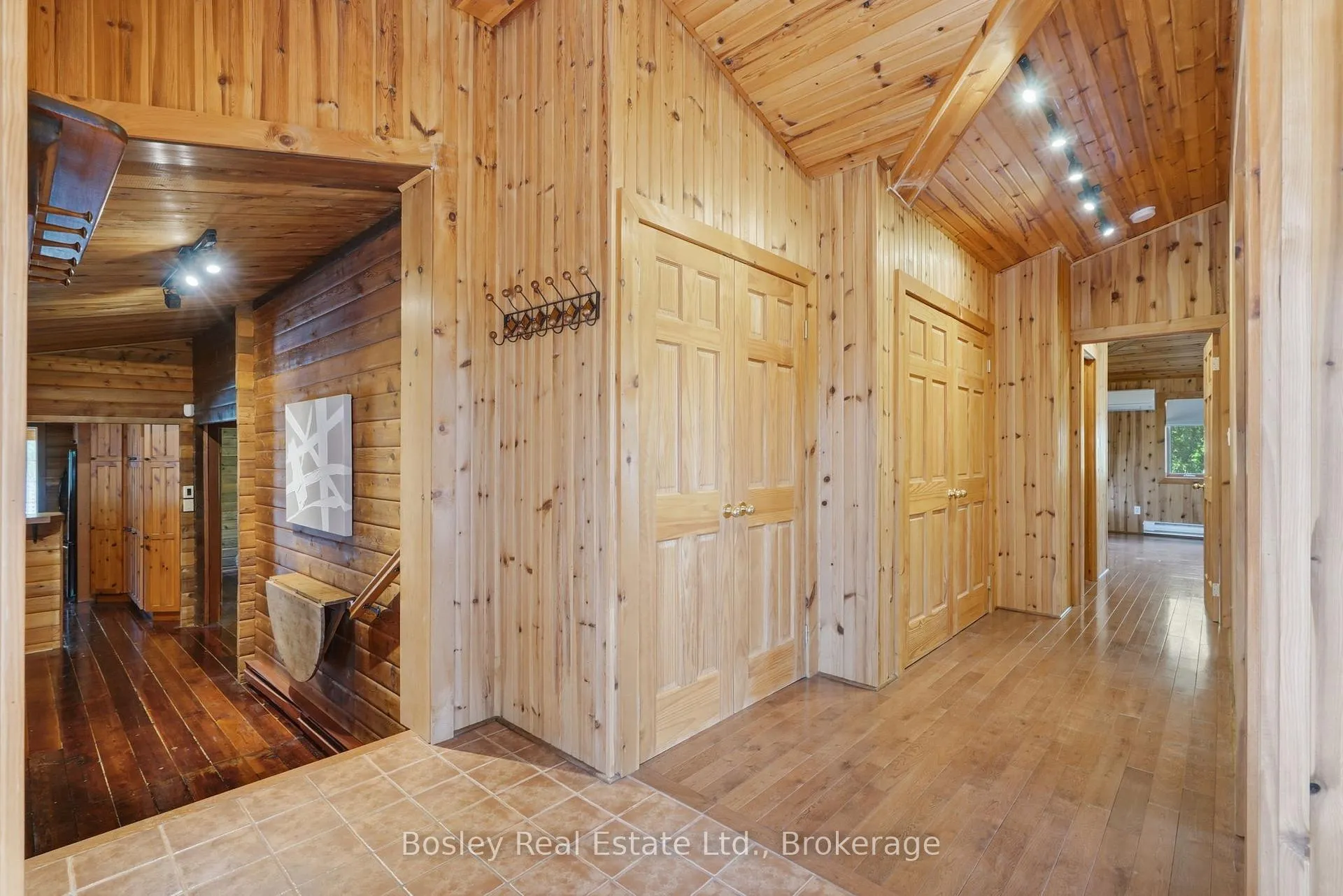 Photo 8 of 150 St Moritz Crescent, Blue Mountains — HOMEH