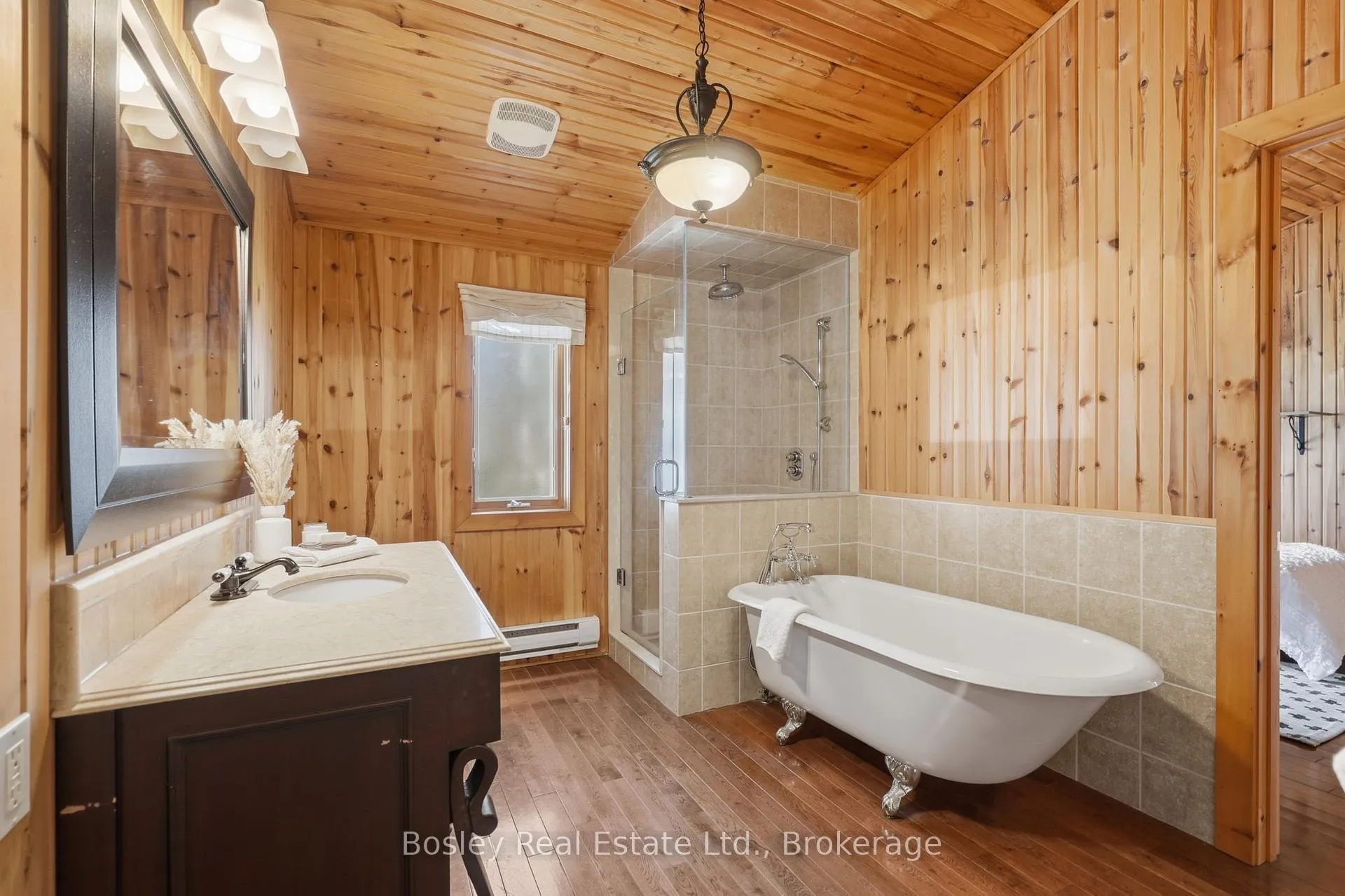 Photo 10 of 150 St Moritz Crescent, Blue Mountains — HOMEH