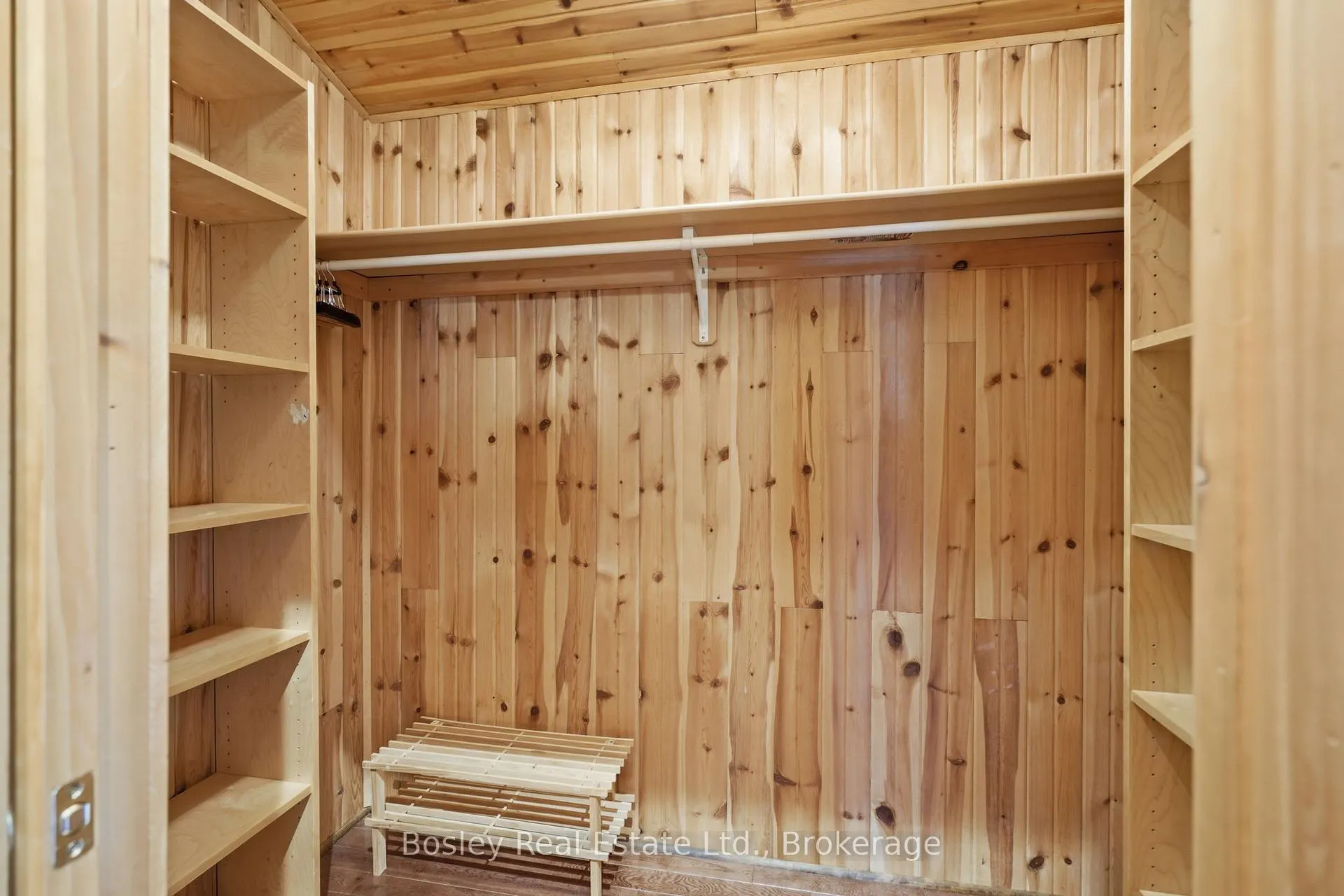 Photo 14 of 150 St Moritz Crescent, Blue Mountains — HOMEH