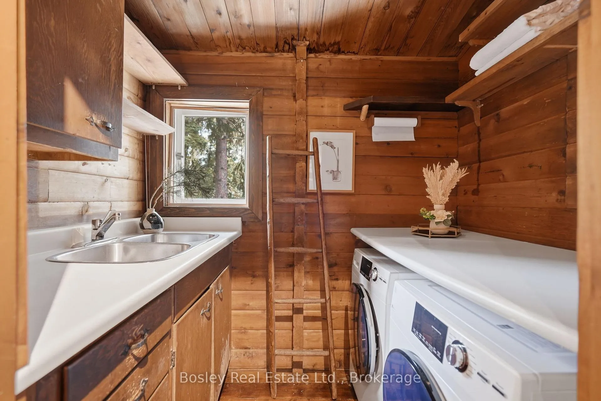 Photo 15 of 150 St Moritz Crescent, Blue Mountains — HOMEH