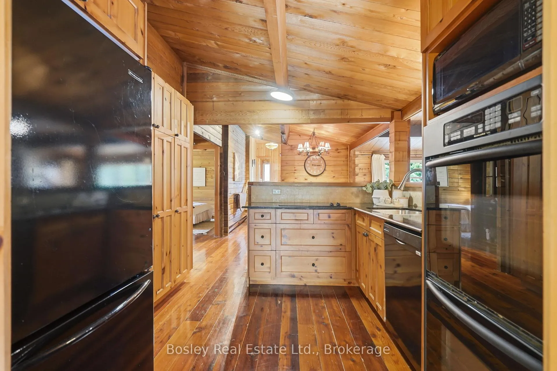 Photo 23 of 150 St Moritz Crescent, Blue Mountains — HOMEH