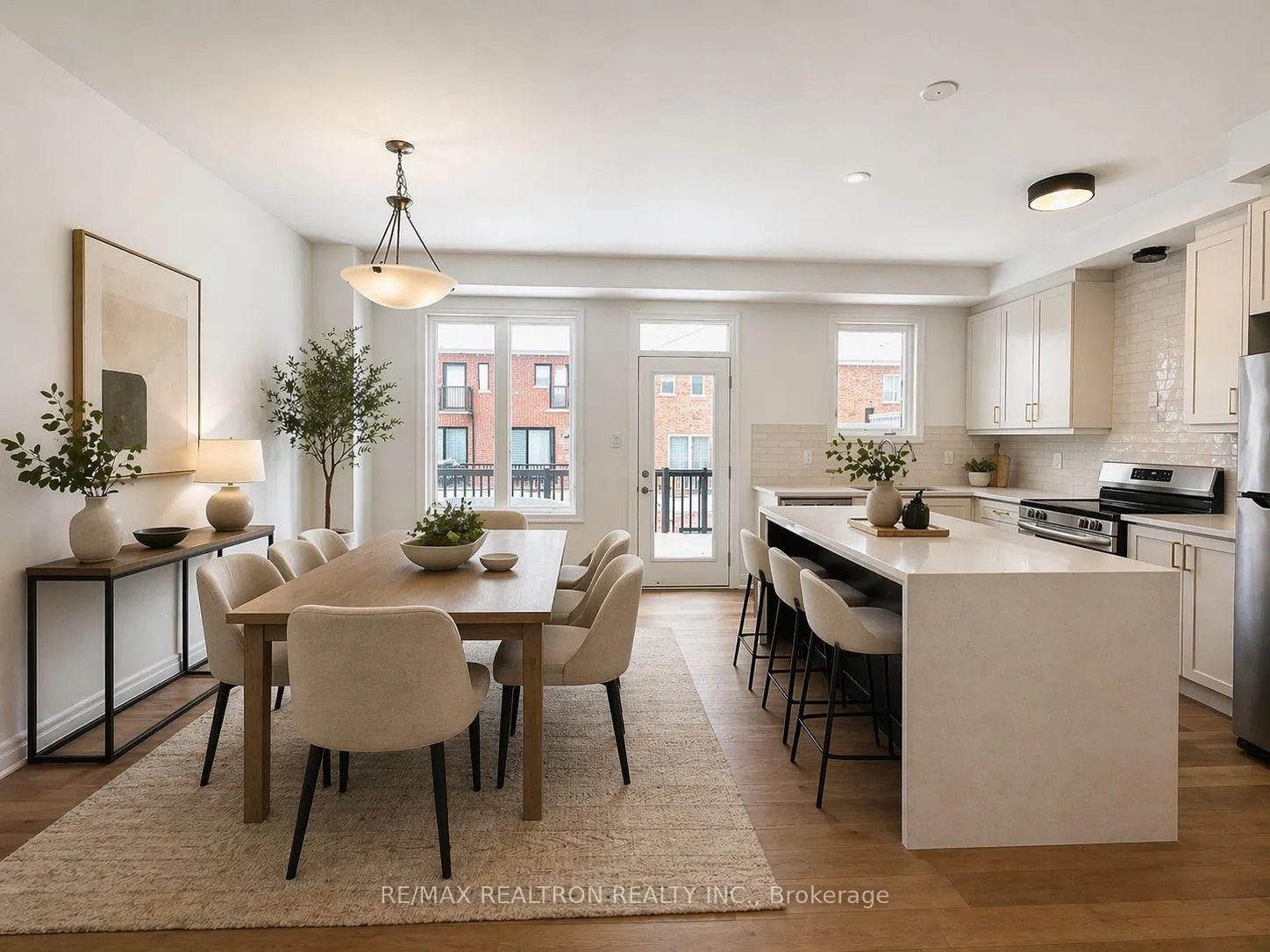Photo 9 of Unit 4, 1291 Courtleigh Trail W, Oakville, Joshua Meadows — HOMEH