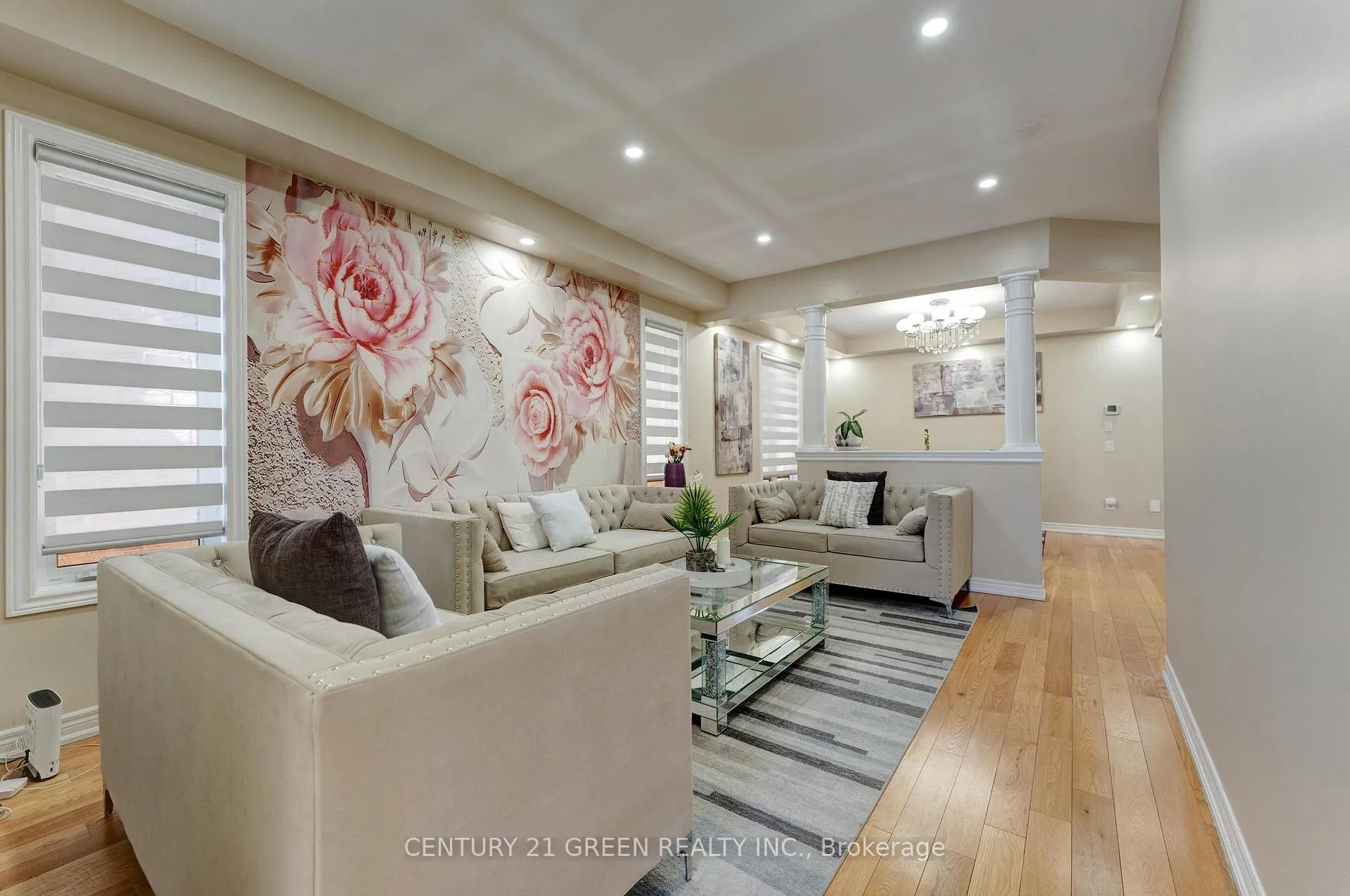 Photo 5 of 15 Hoxton Road, Brampton, Northwest Brampton — HOMEH