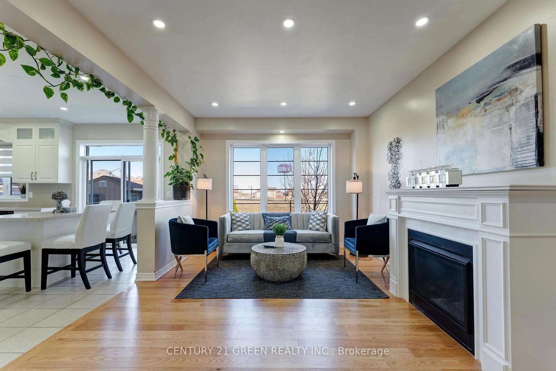 Photo 11 of 15 Hoxton Road, Brampton, Northwest Brampton — HOMEH