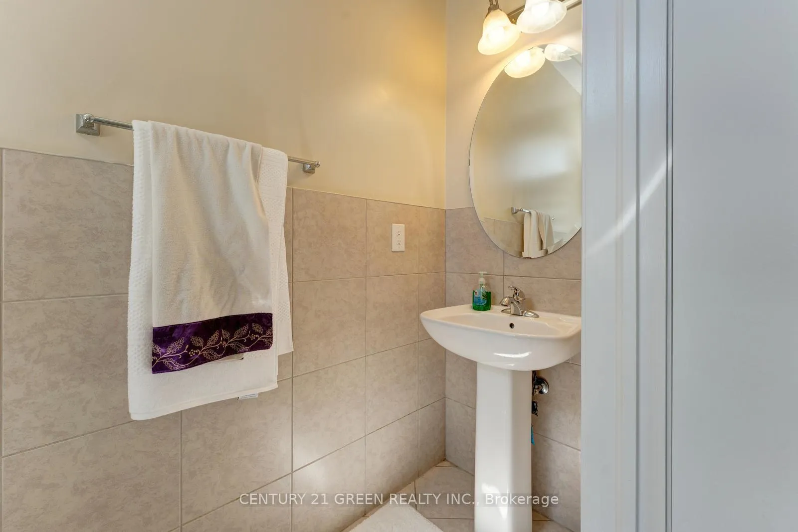 Photo 19 of 15 Hoxton Road, Brampton, Northwest Brampton — HOMEH