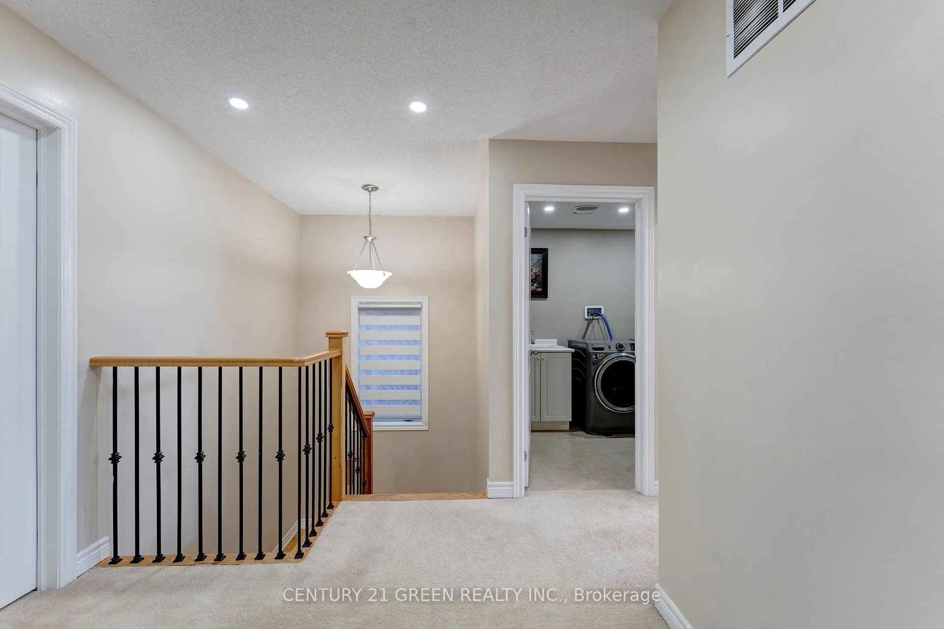 Photo 29 of 15 Hoxton Road, Brampton, Northwest Brampton — HOMEH