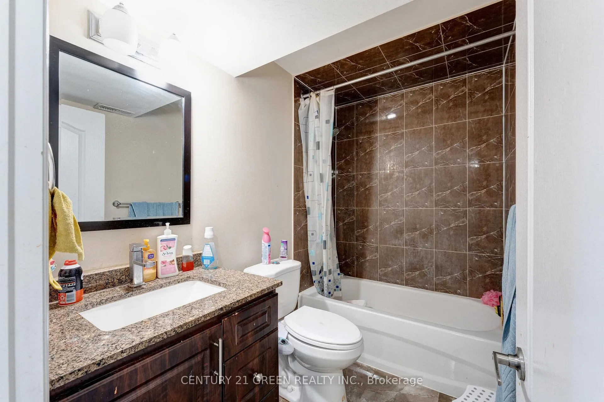 Photo 43 of 15 Hoxton Road, Brampton, Northwest Brampton — HOMEH
