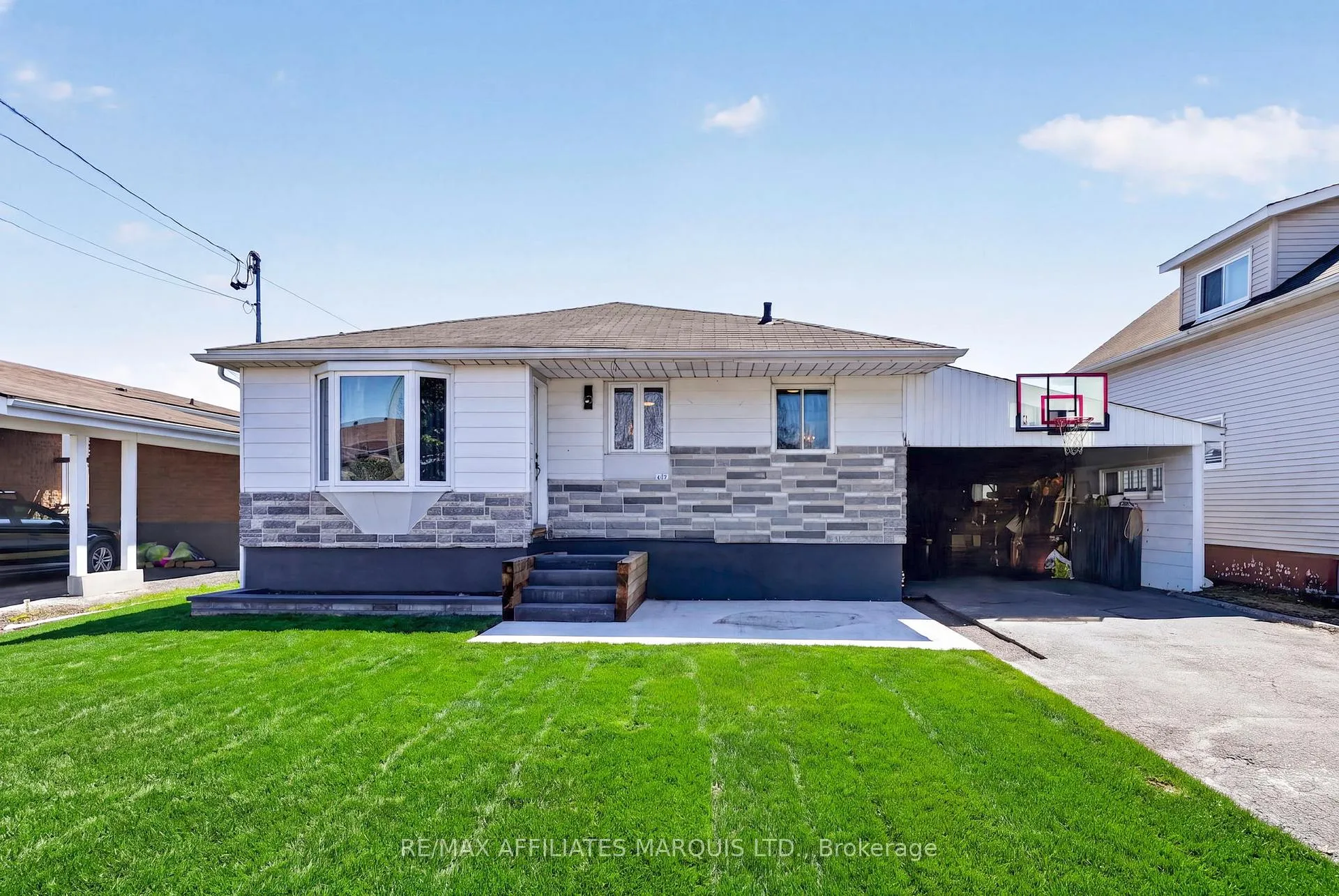 Photo 1 of 615 Twelfth Street E, Cornwall — HOMEH