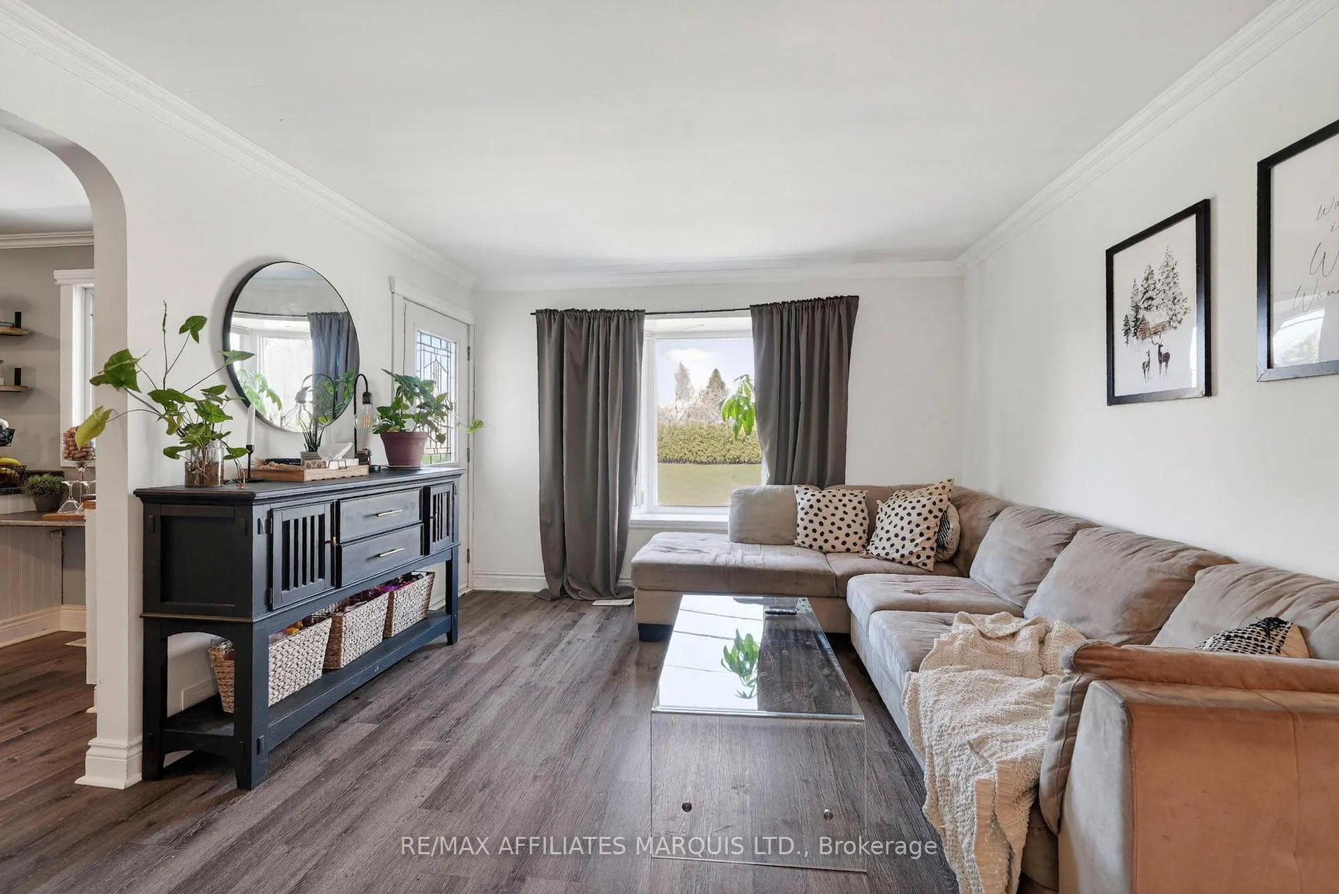Photo 4 of 615 Twelfth Street E, Cornwall — HOMEH