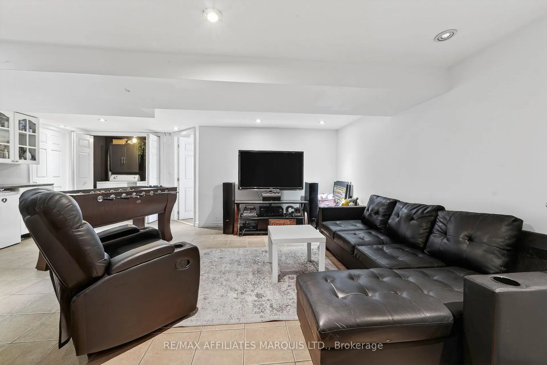 Photo 18 of 615 Twelfth Street E, Cornwall — HOMEH