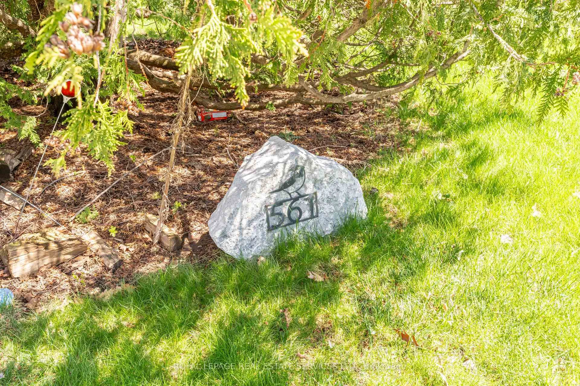 Photo 9 of 561 Maplehurst Avenue, Oakville, West — HOMEH