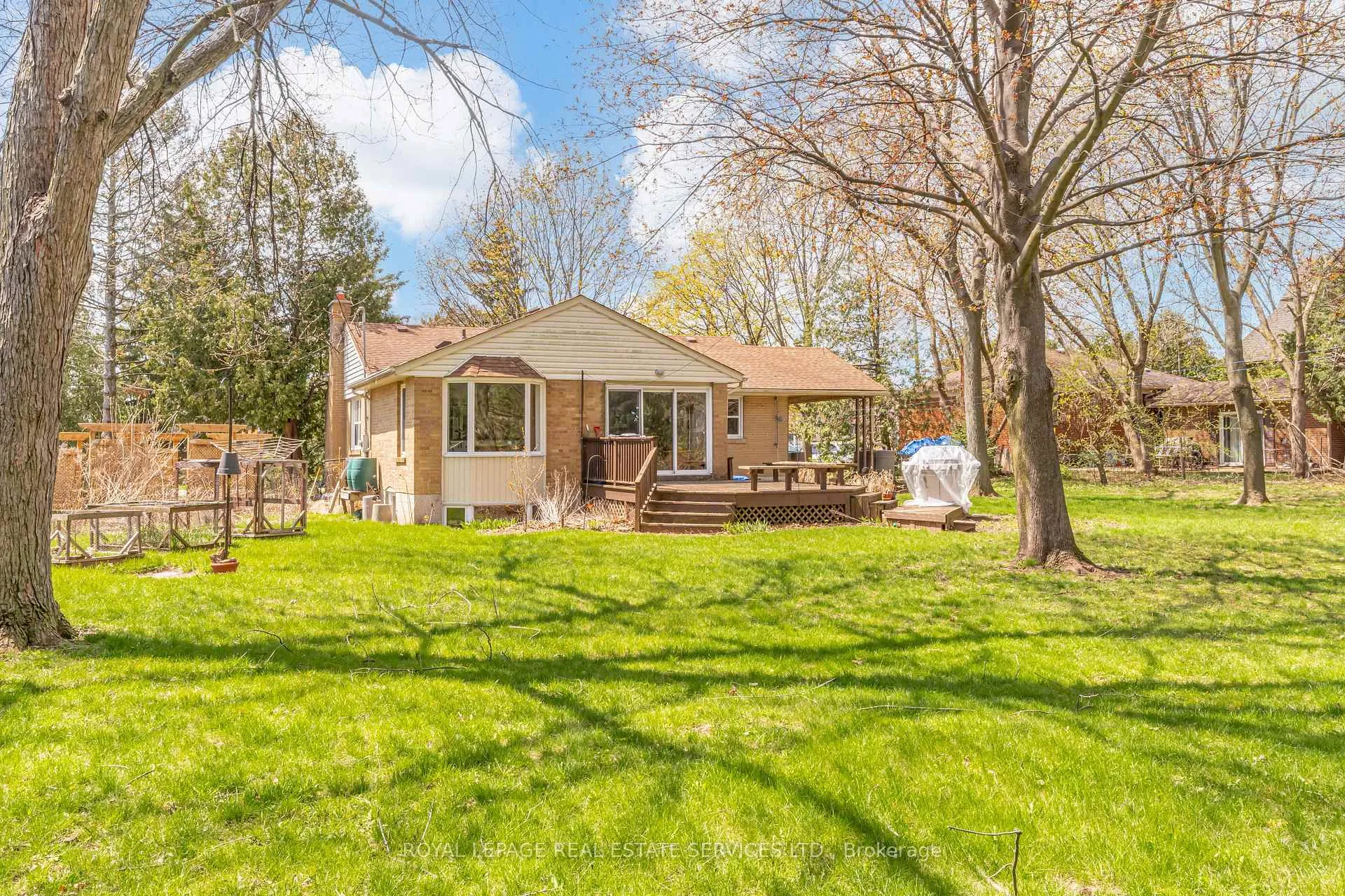 Photo 29 of 561 Maplehurst Avenue, Oakville, West — HOMEH