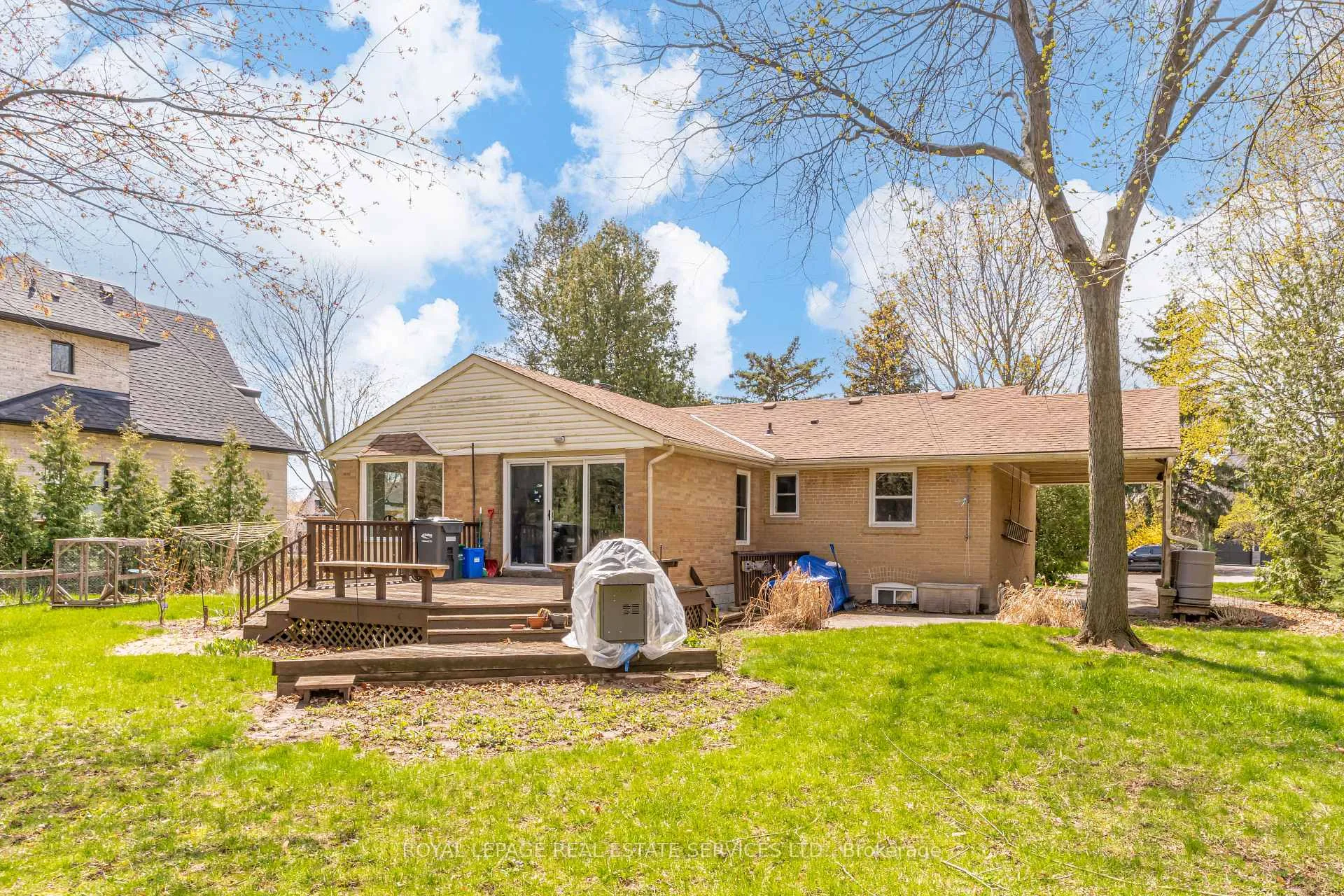 Photo 31 of 561 Maplehurst Avenue, Oakville, West — HOMEH