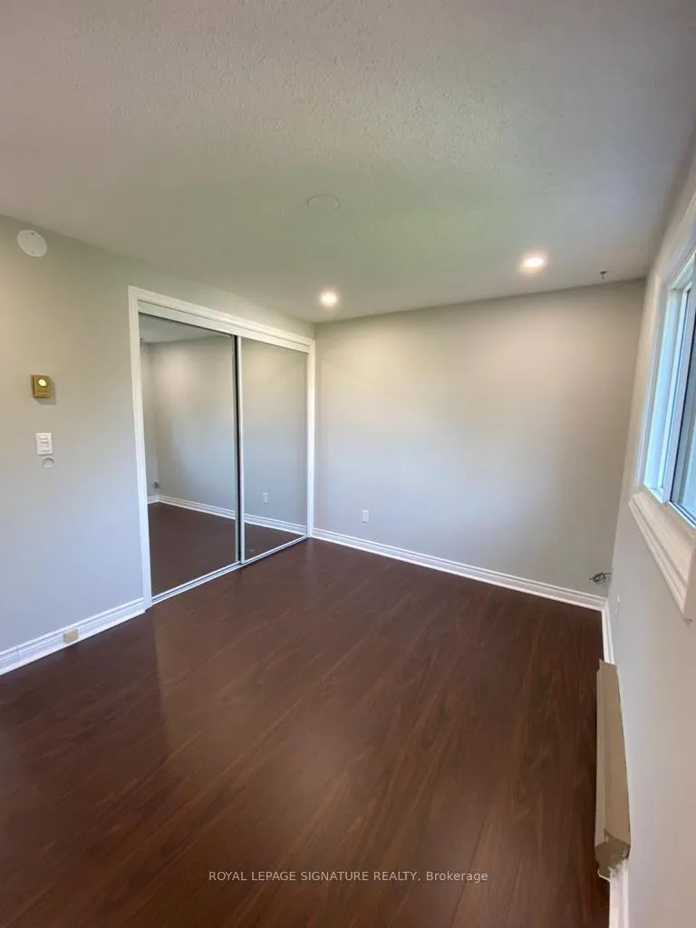 Photo 22 of 48 Homefield Square, Clarington, Courtice — HOMEH