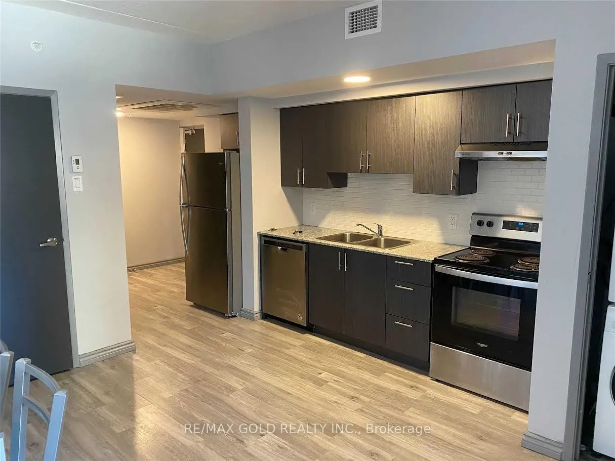 Photo 4 of Unit 203, 275 Larch Street, Waterloo, Lakeshore Village — HOMEH