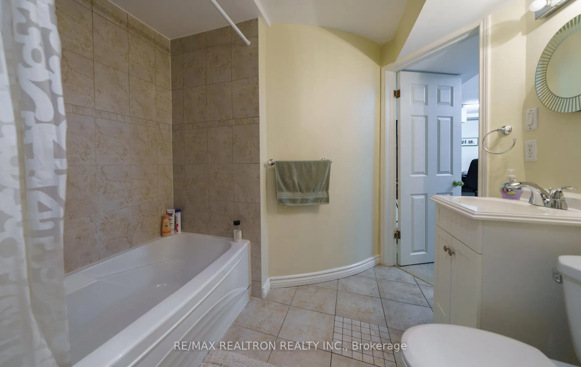 Photo 41 of 65 Tansley Road, Vaughan, Brownridge — HOMEH