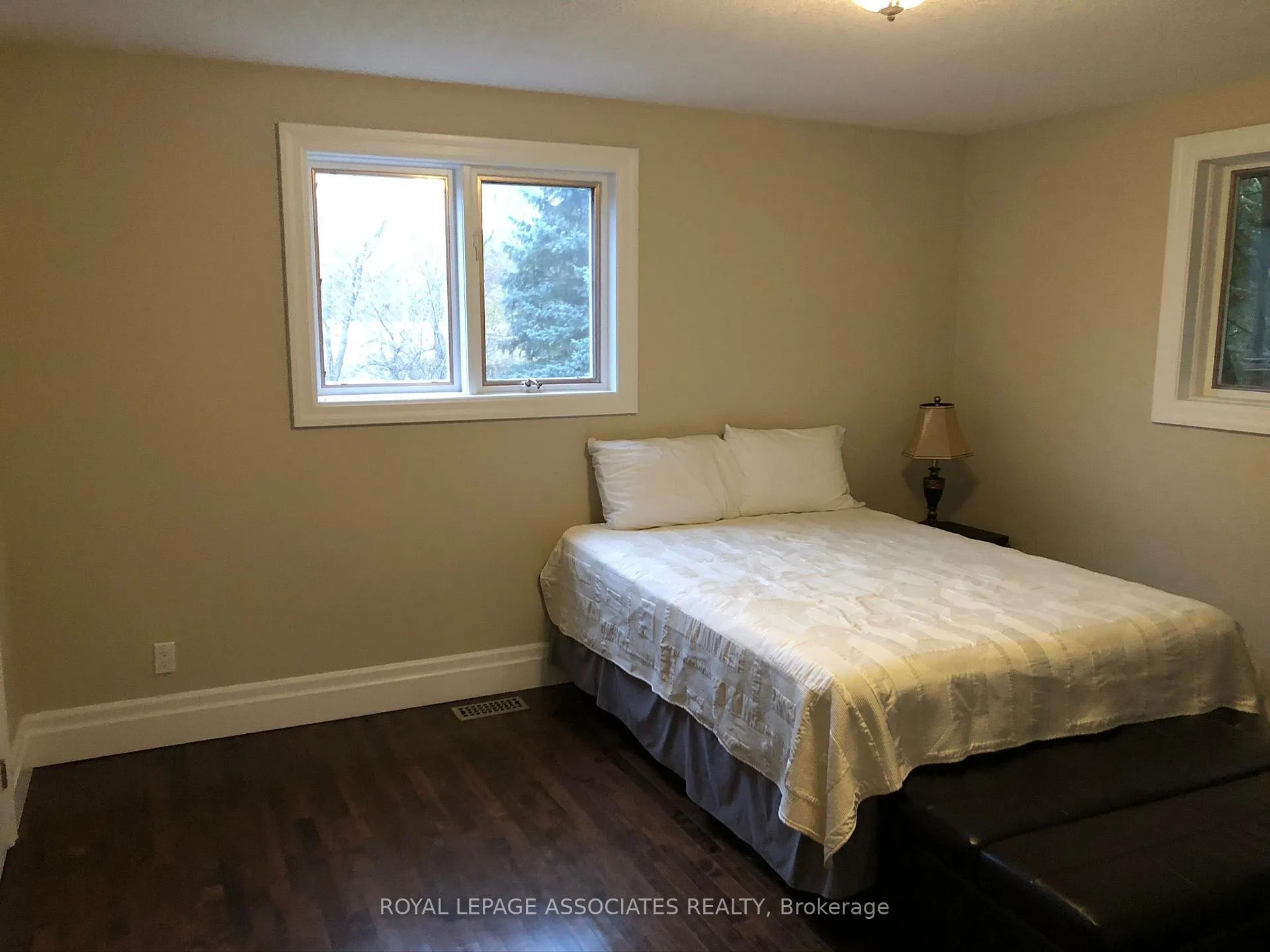 Photo 11 of 992 McCready Road, Dawn-Euphemia, Dawn Euphemia — HOMEH