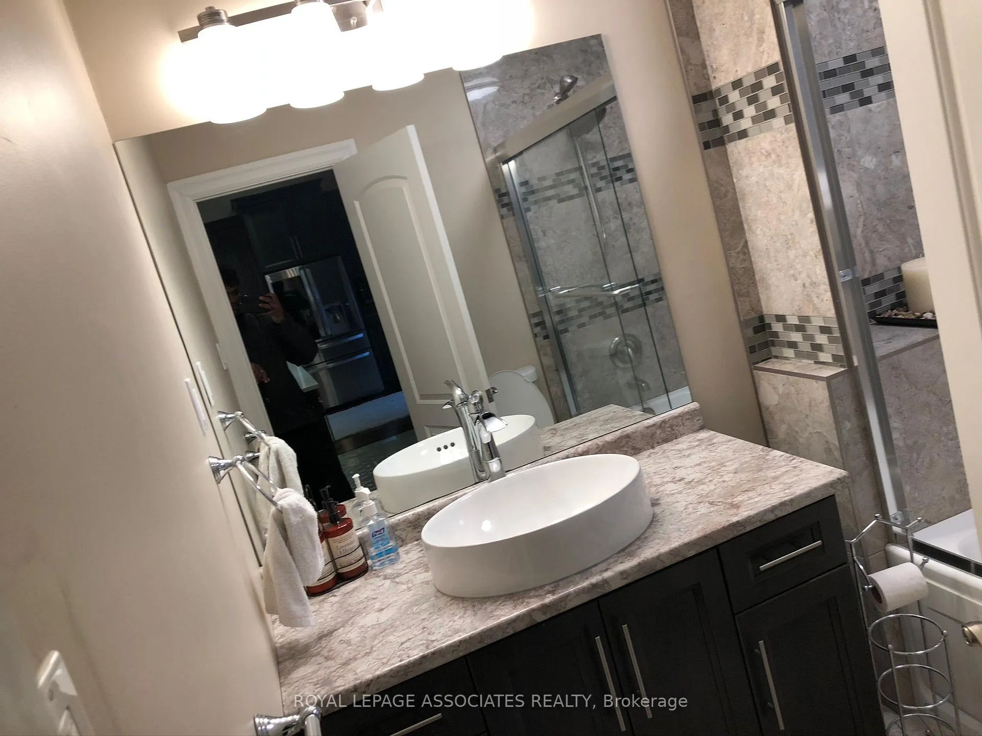 Photo 13 of 992 McCready Road, Dawn-Euphemia, Dawn Euphemia — HOMEH