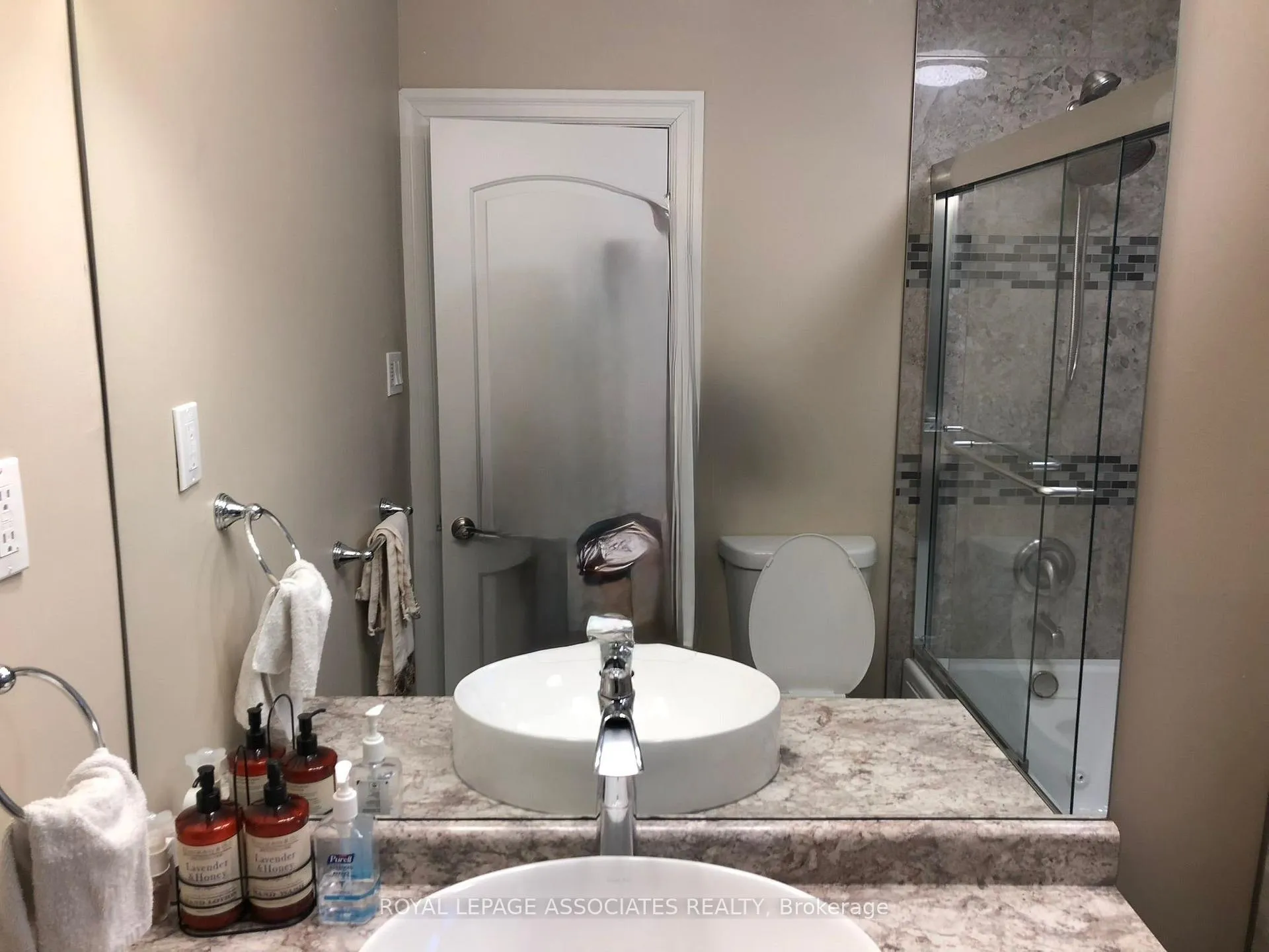 Photo 14 of 992 McCready Road, Dawn-Euphemia, Dawn Euphemia — HOMEH