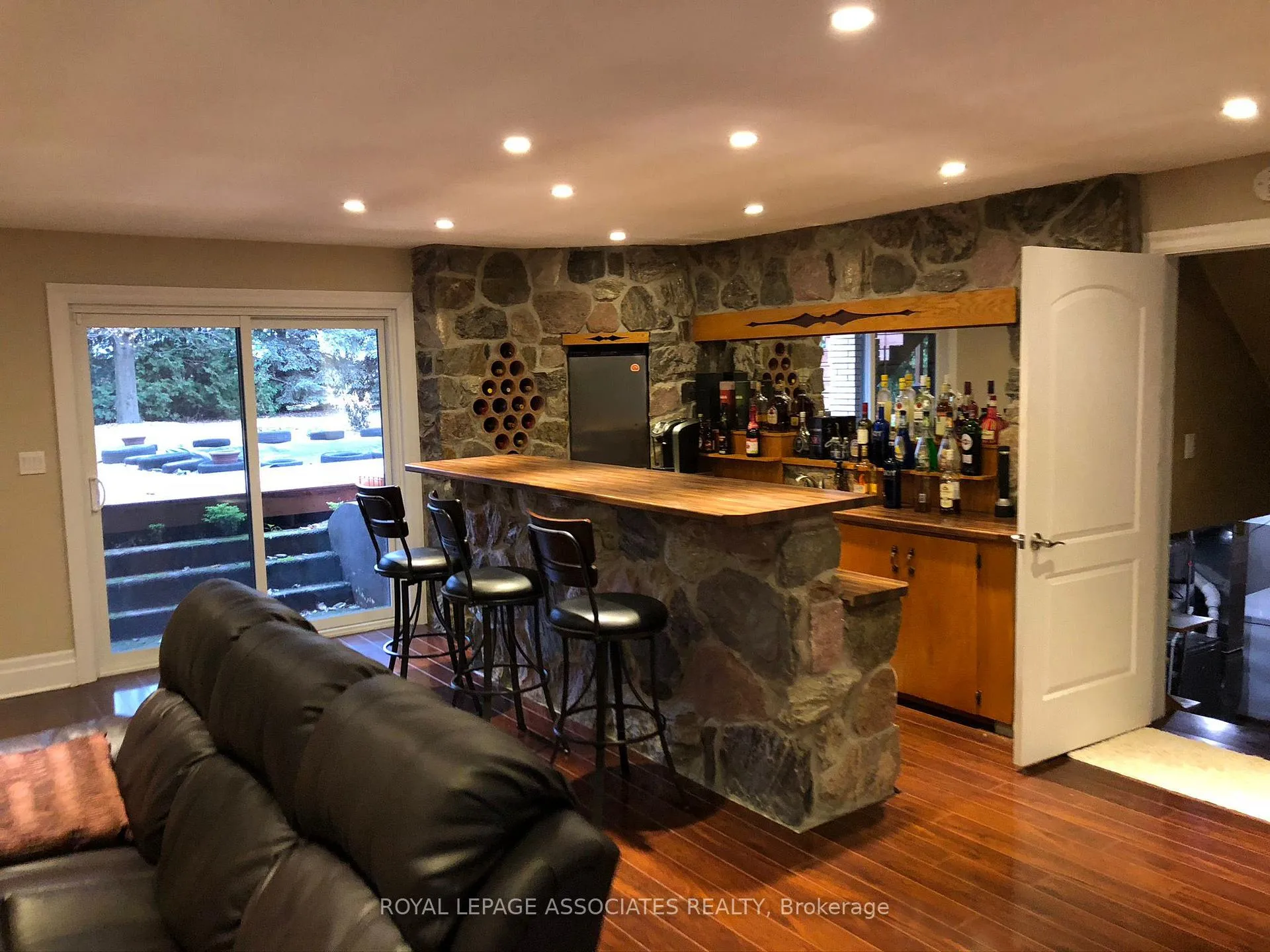 Photo 18 of 992 McCready Road, Dawn-Euphemia, Dawn Euphemia — HOMEH