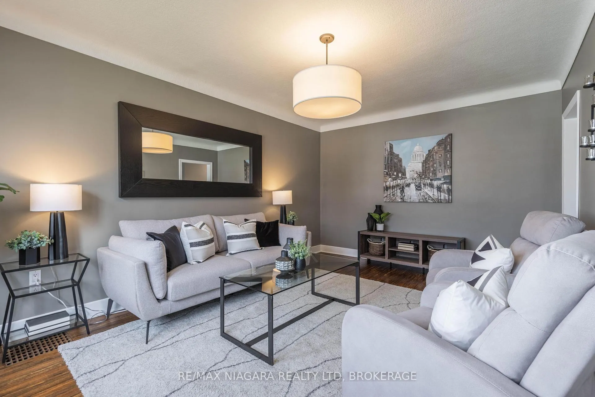 Photo 7 of 88 Garnet Street, St. Catharines, Facer — HOMEH