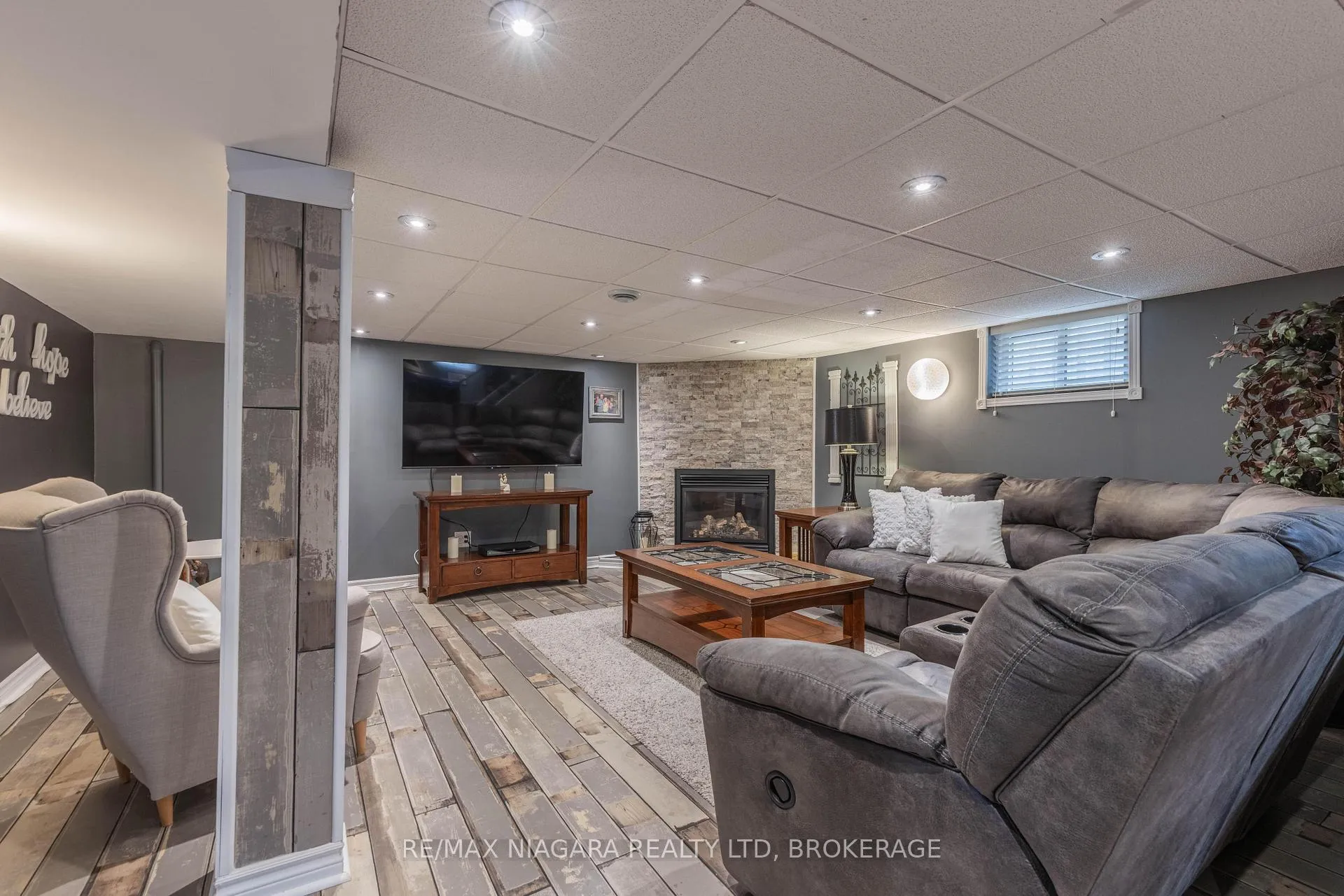 Photo 17 of 88 Garnet Street, St. Catharines, Facer — HOMEH