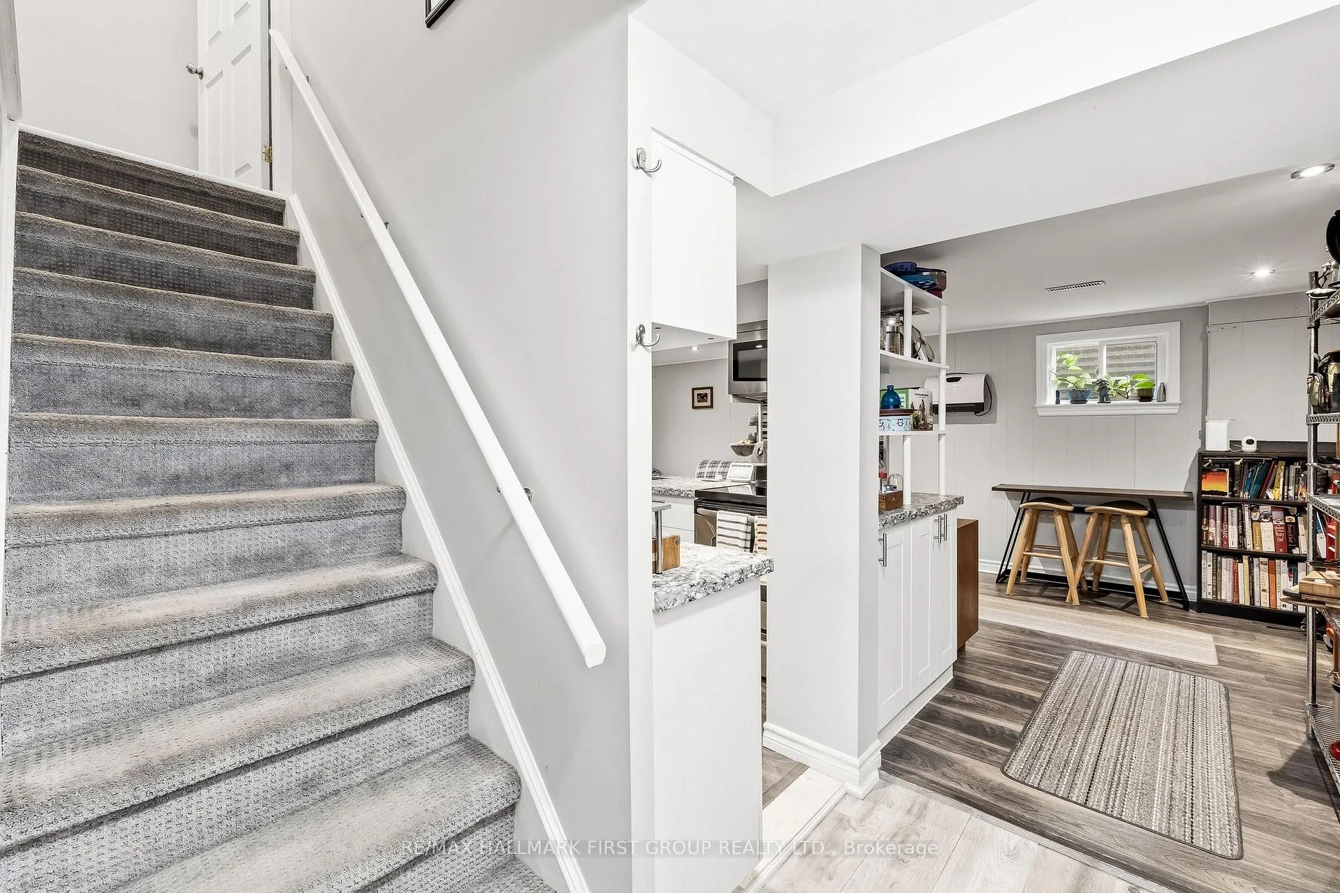 Photo 32 of 953 Vistula Drive, Pickering, West Shore — HOMEH