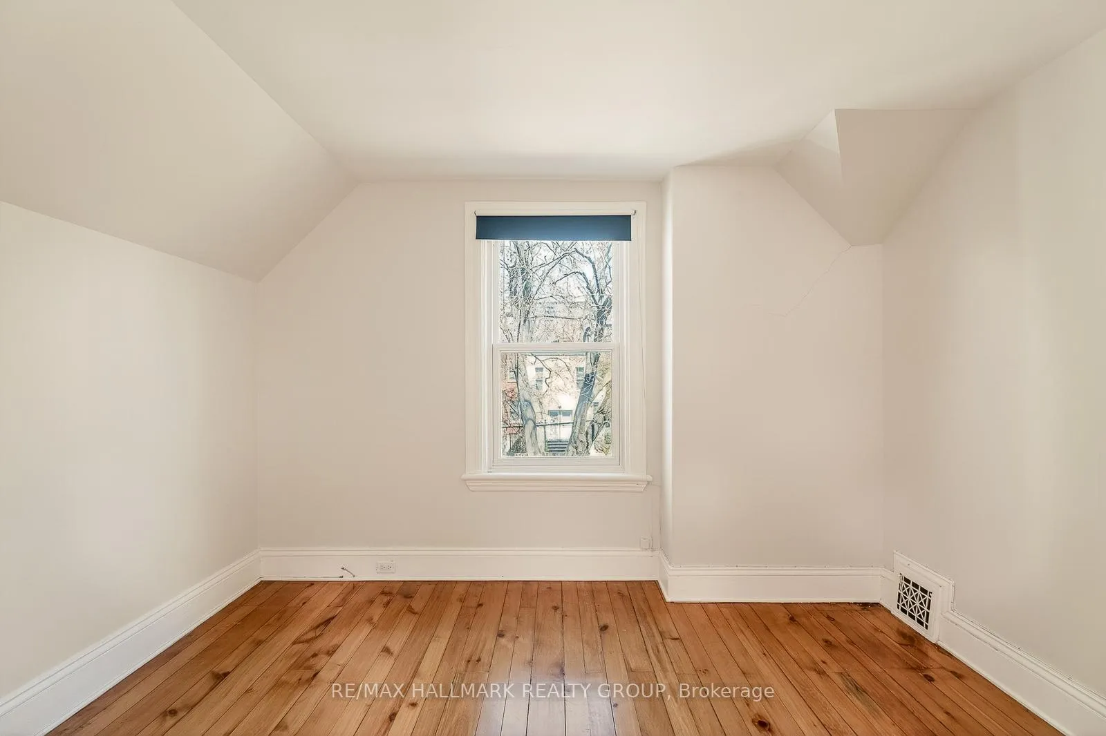 Photo 32 of 89 Waverley Street, Ottawa, Ottawa Centre/Golden Triangle — HOMEH