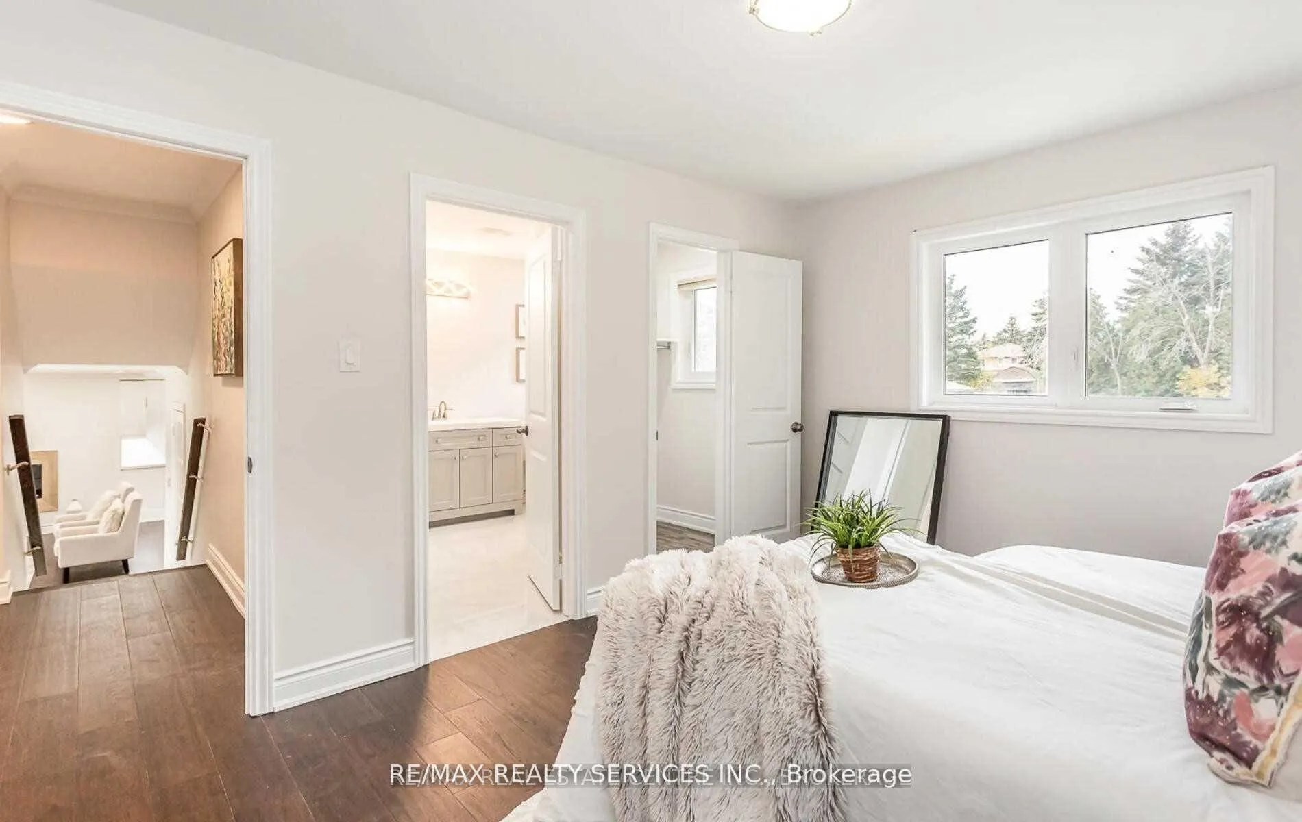 Photo 9 of 4 Blue Horizon Court, Caledon, Caledon Village — HOMEH