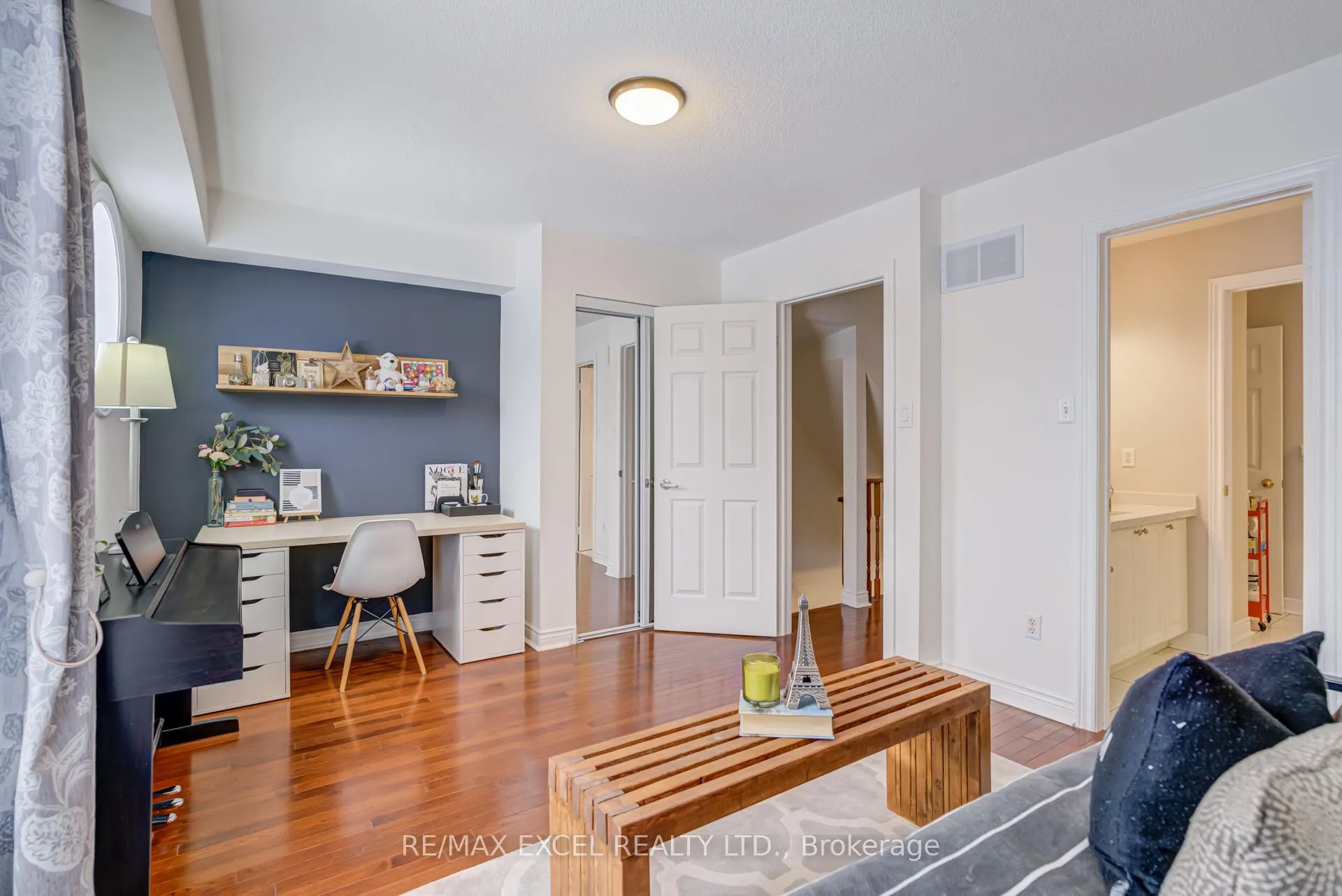 Photo 23 of Unit 37, 18 Clark Avenue W, Vaughan, Crestwood-Springfarm-Yorkhill — HOMEH