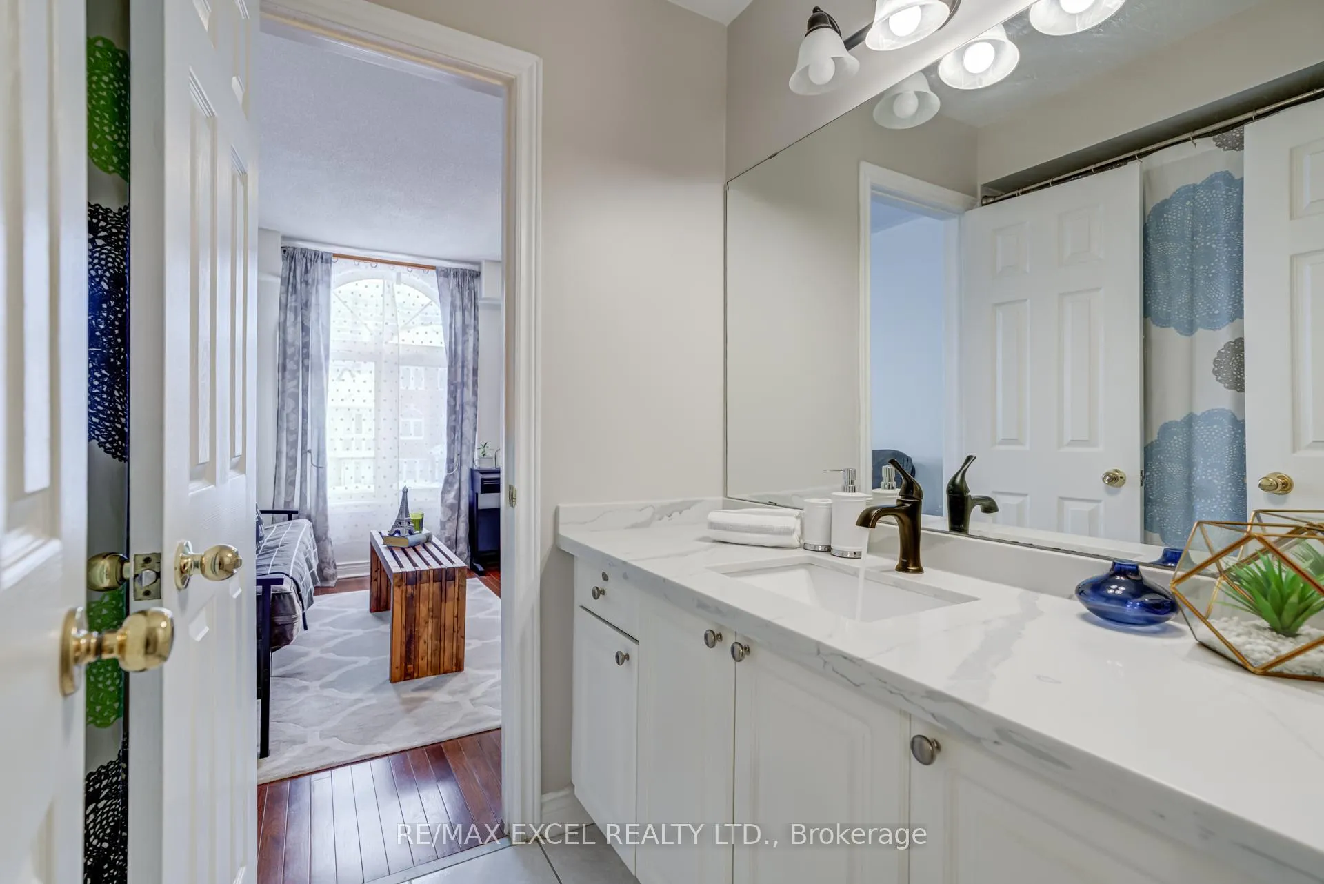 Photo 25 of Unit 37, 18 Clark Avenue W, Vaughan, Crestwood-Springfarm-Yorkhill — HOMEH
