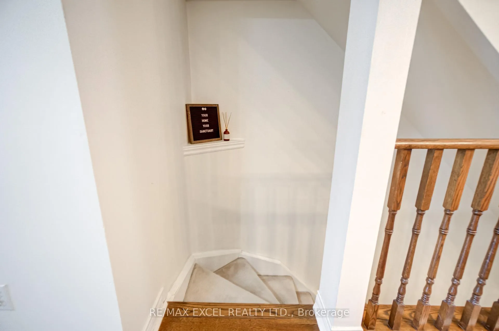 Photo 36 of Unit 37, 18 Clark Avenue W, Vaughan, Crestwood-Springfarm-Yorkhill — HOMEH