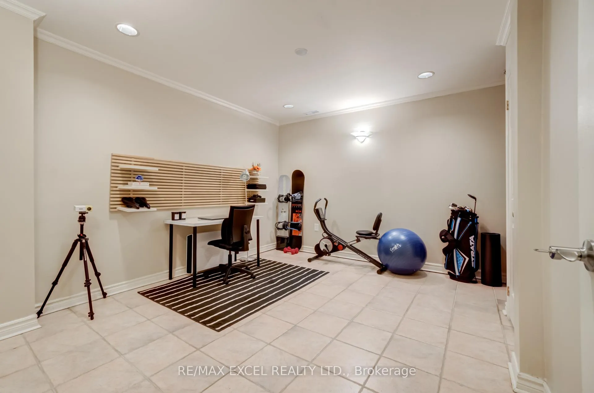 Photo 38 of Unit 37, 18 Clark Avenue W, Vaughan, Crestwood-Springfarm-Yorkhill — HOMEH