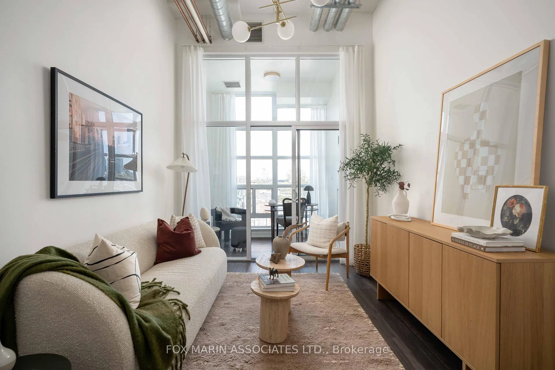 Photo 4 of Unit 430, 380 Macpherson Avenue, Toronto, Casa Loma — HOMEH