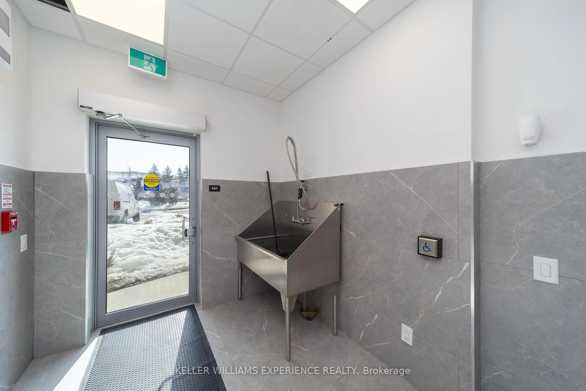 Photo 20 of Unit 107, 56 Lakeside Terrace, Barrie, Little Lake — HOMEH