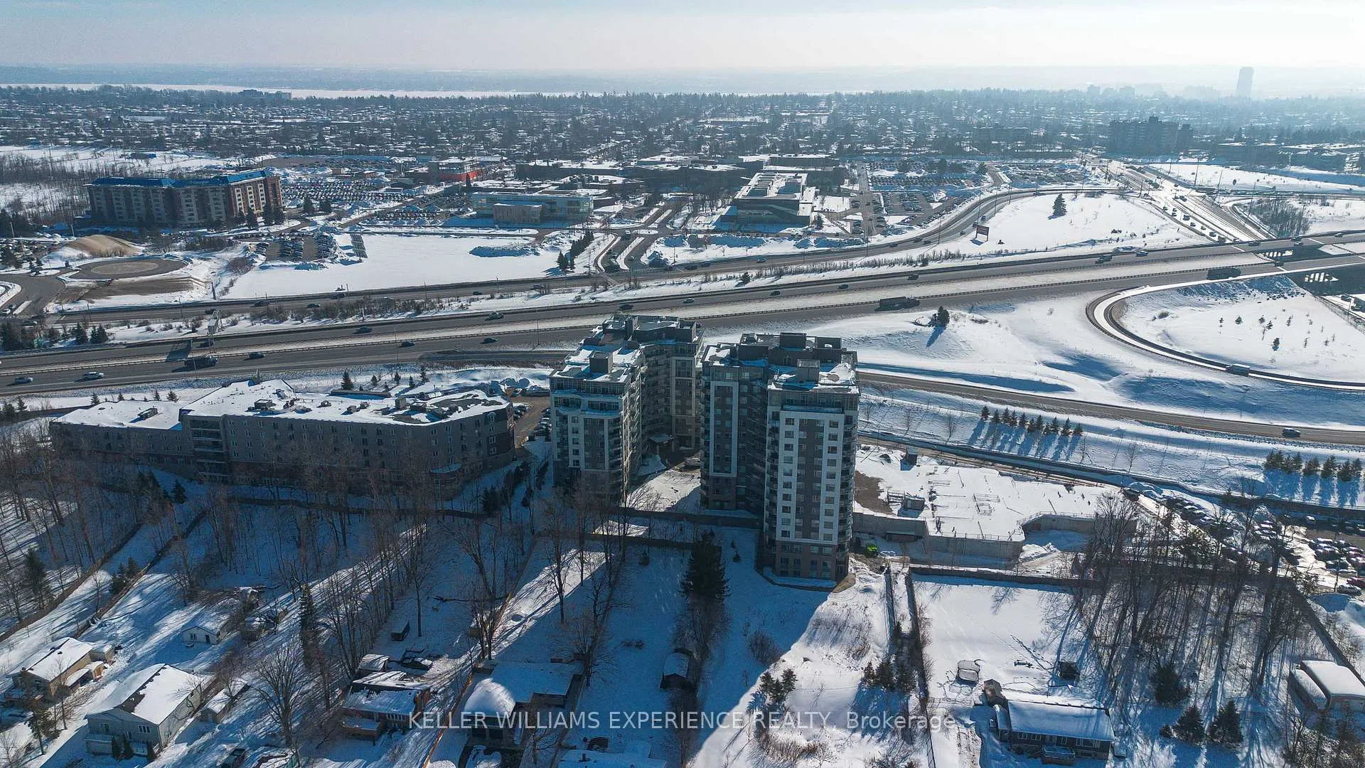 Photo 29 of Unit 107, 56 Lakeside Terrace, Barrie, Little Lake — HOMEH