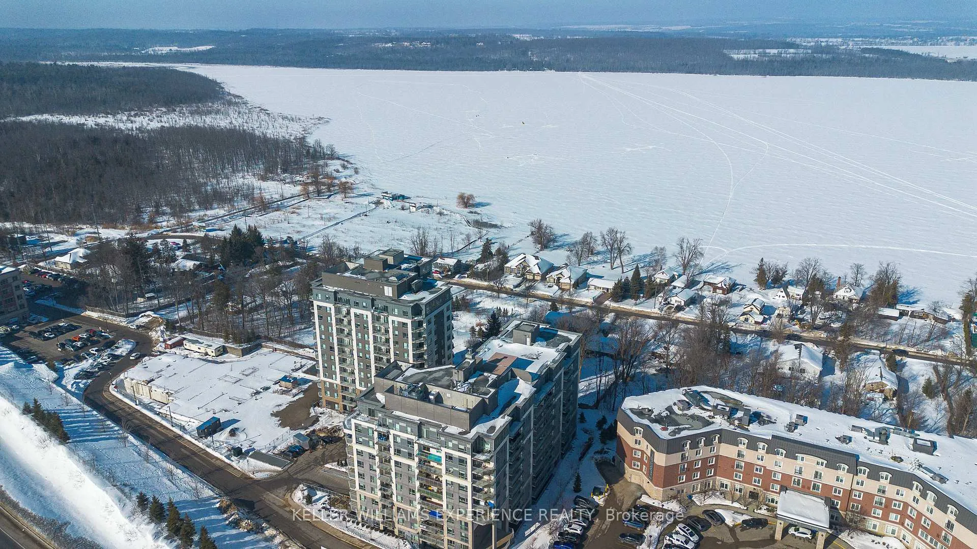 Photo 31 of Unit 107, 56 Lakeside Terrace, Barrie, Little Lake — HOMEH