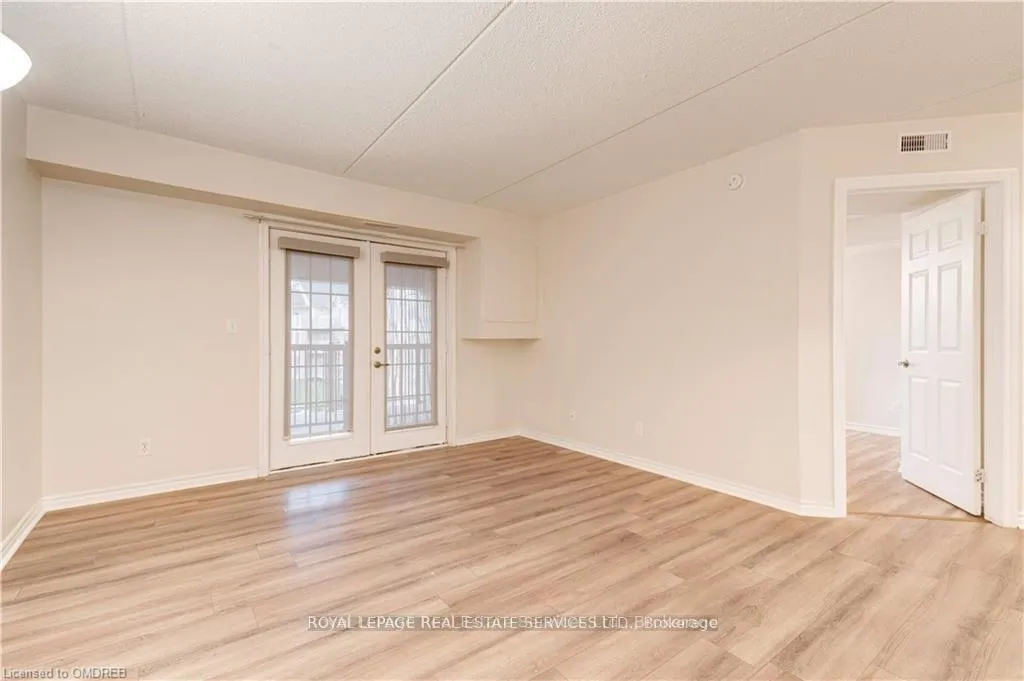 Photo 6 of Unit 306, 1460 Bishops Gate, Oakville, Glen Abbey — HOMEH