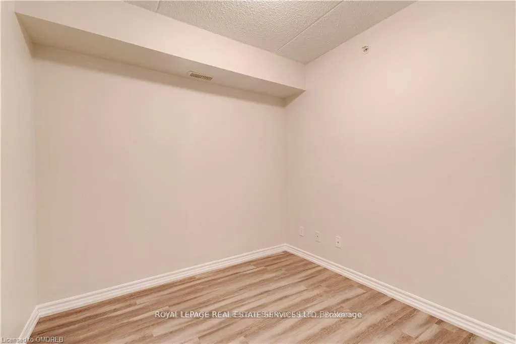 Photo 11 of Unit 306, 1460 Bishops Gate, Oakville, Glen Abbey — HOMEH