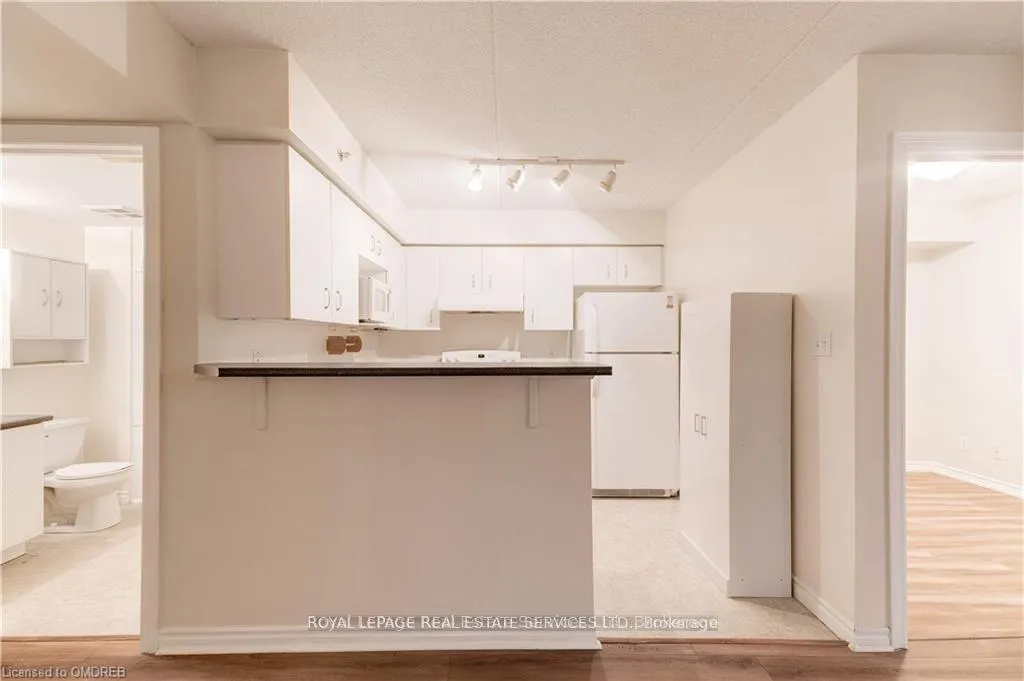 Photo 14 of Unit 306, 1460 Bishops Gate, Oakville, Glen Abbey — HOMEH