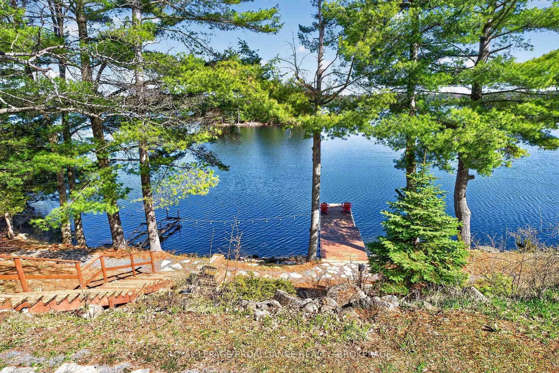 Photo 8 of 3037 Hilltop Lane, Frontenac, Frontenac South — HOMEH