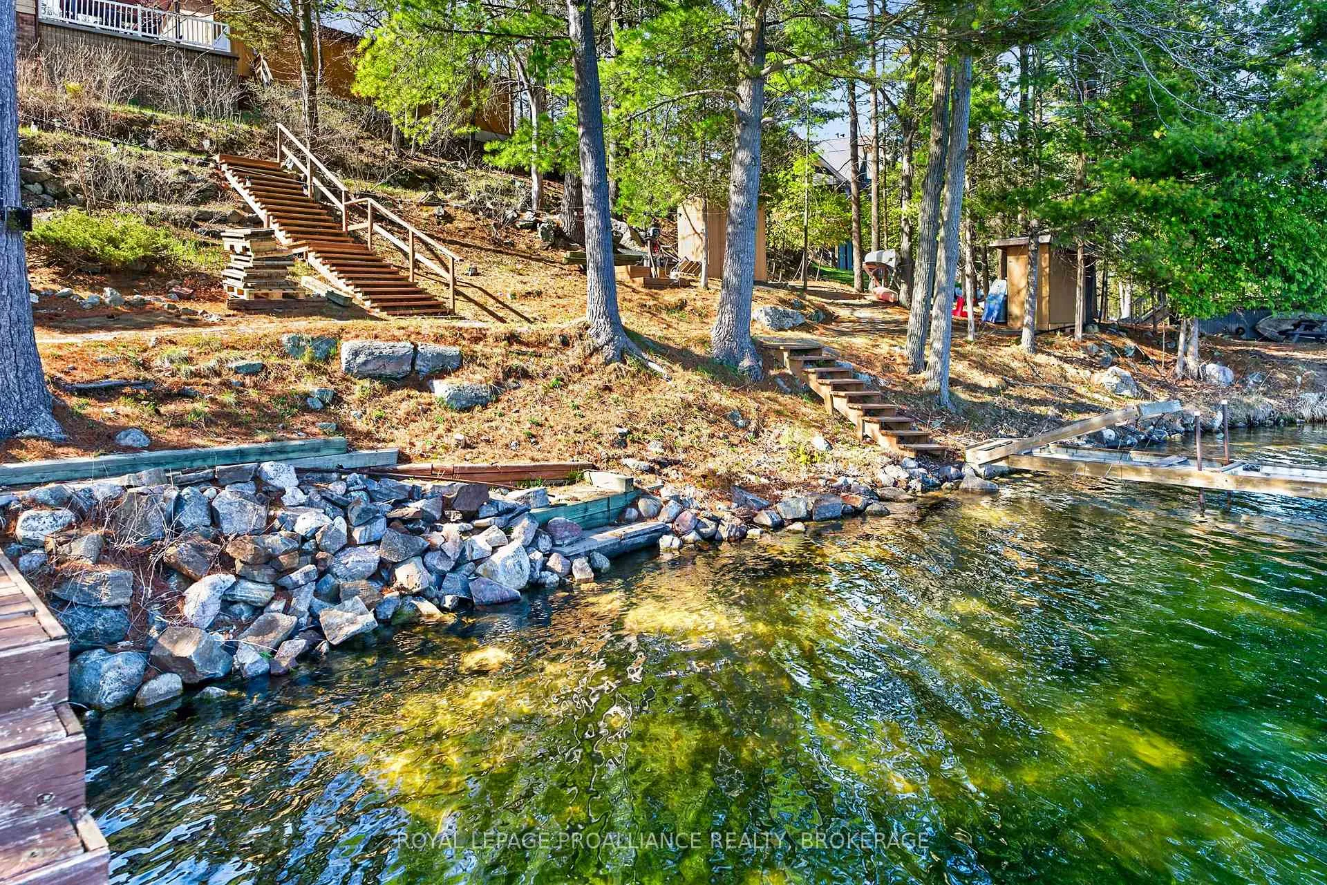 Photo 13 of 3037 Hilltop Lane, Frontenac, Frontenac South — HOMEH