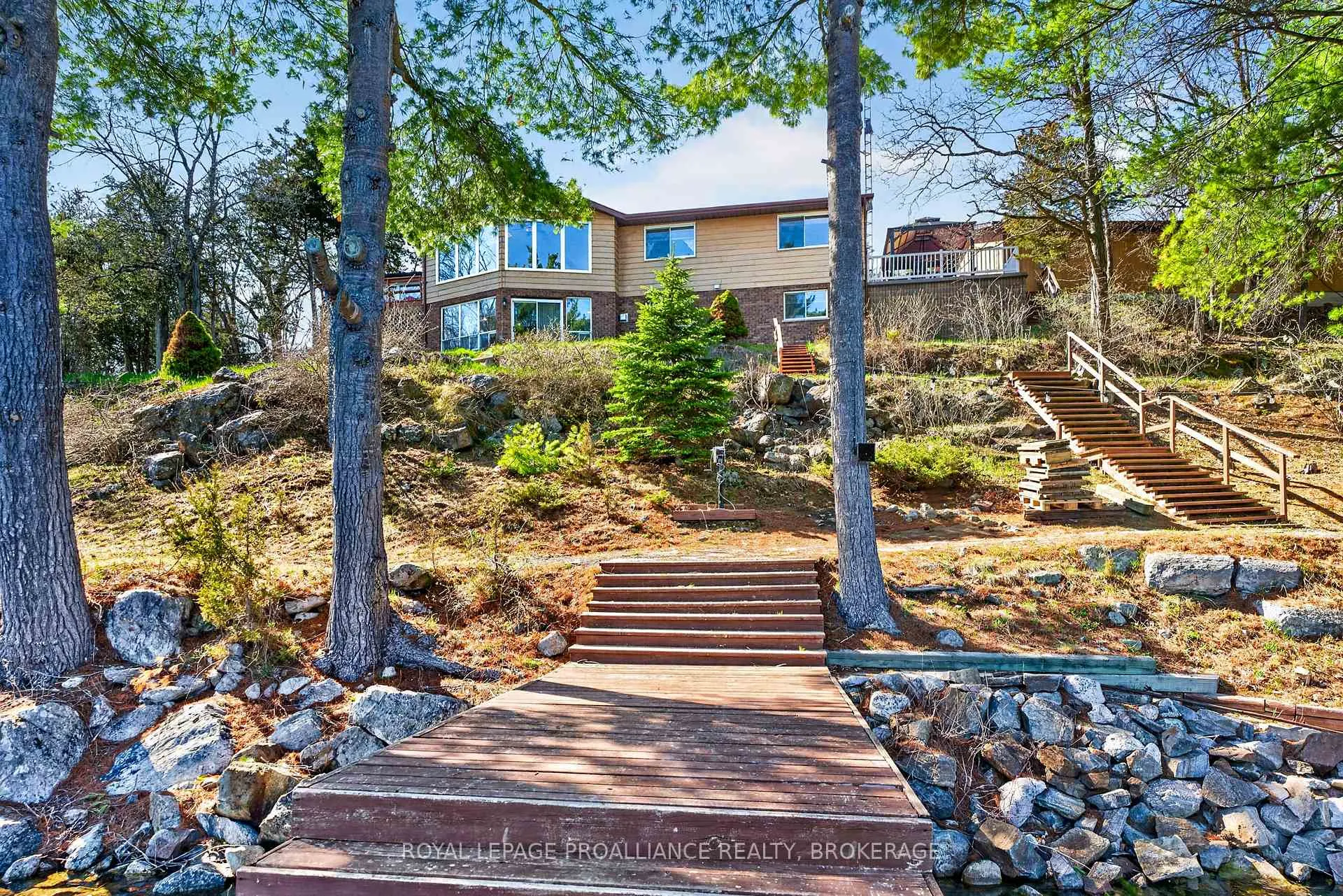 Photo 14 of 3037 Hilltop Lane, Frontenac, Frontenac South — HOMEH