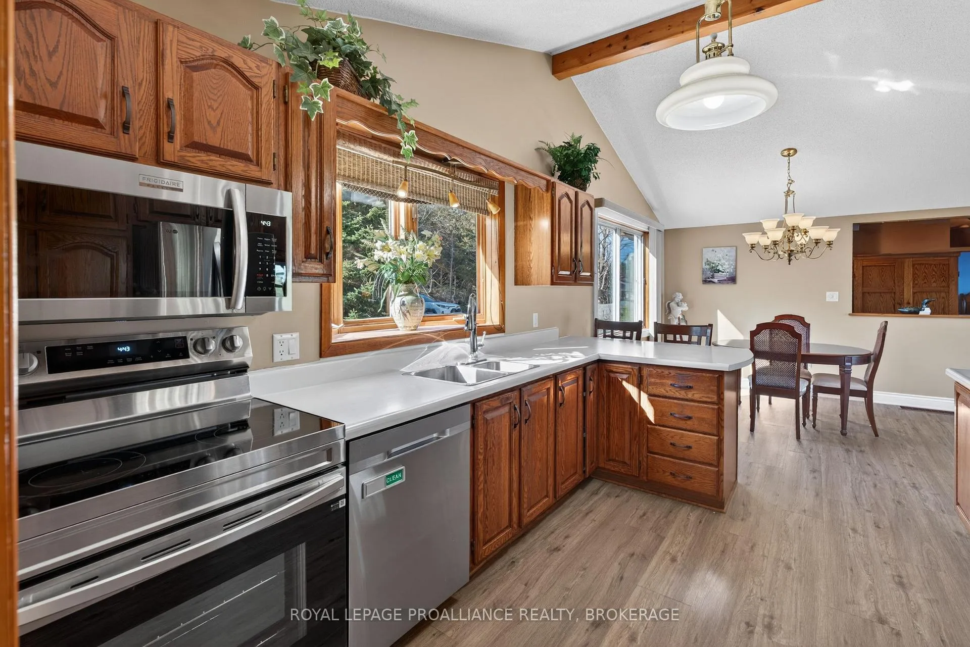 Photo 30 of 3037 Hilltop Lane, Frontenac, Frontenac South — HOMEH