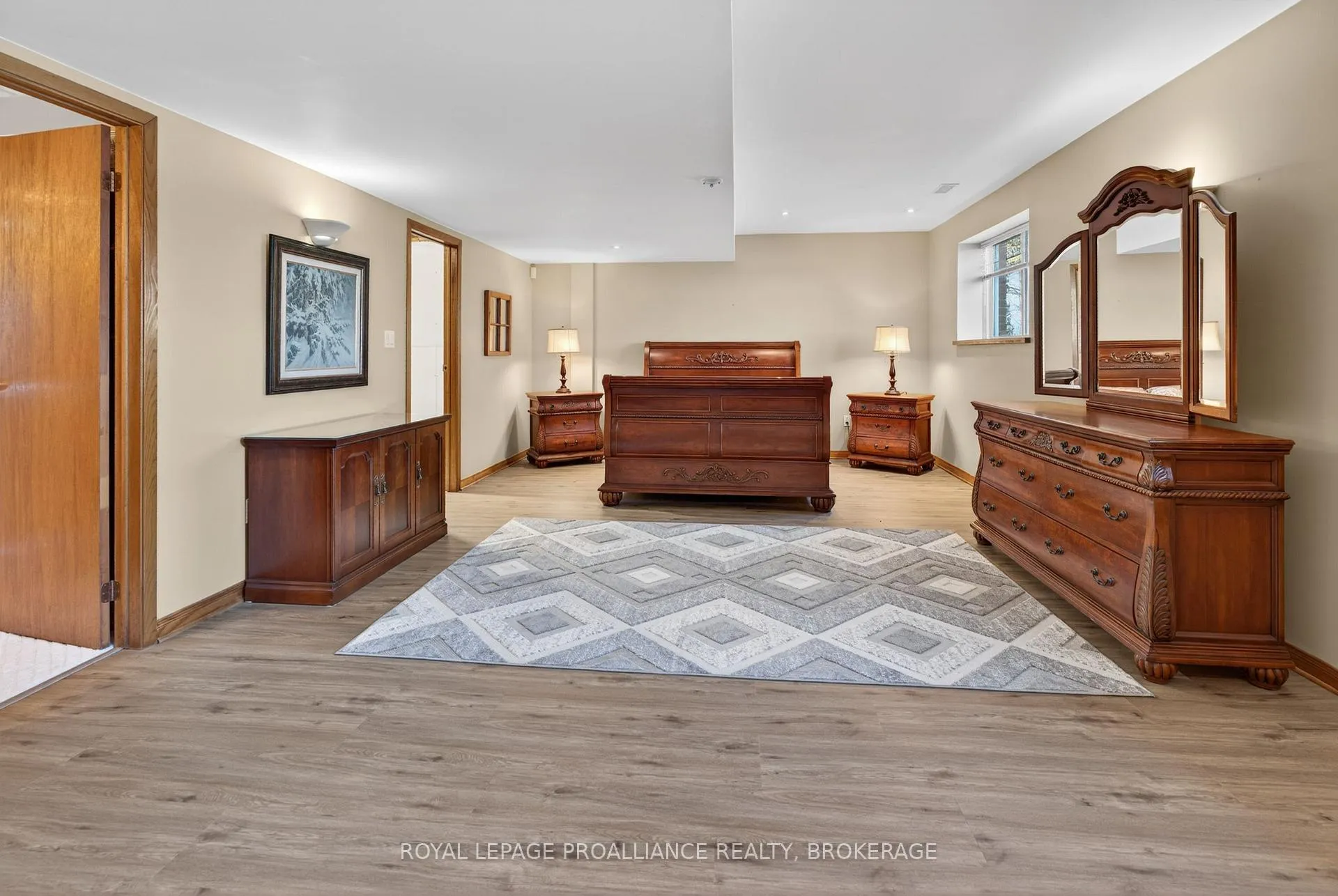 Photo 40 of 3037 Hilltop Lane, Frontenac, Frontenac South — HOMEH