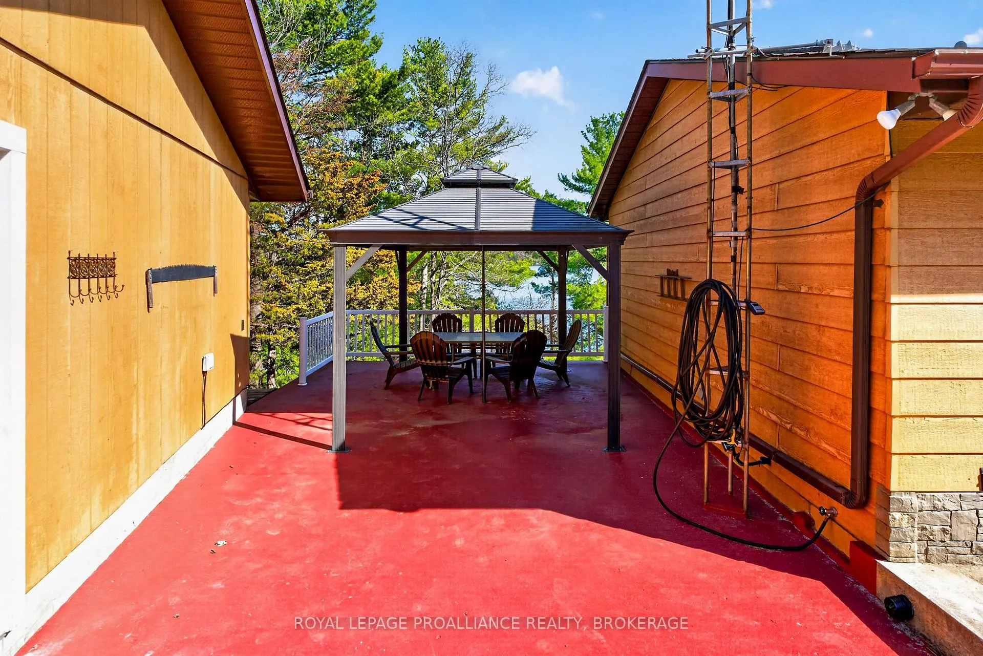 Photo 45 of 3037 Hilltop Lane, Frontenac, Frontenac South — HOMEH