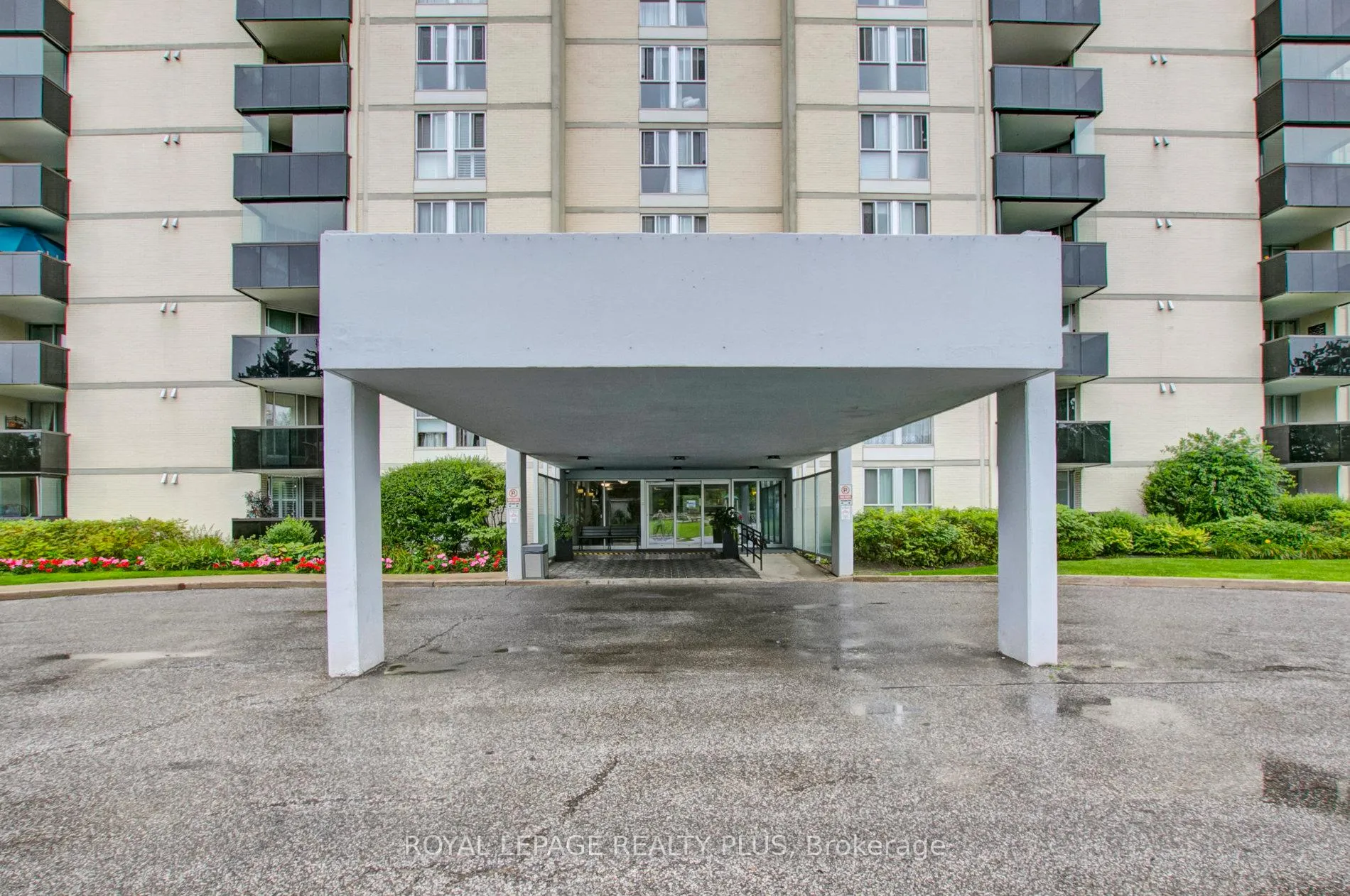 Photo 1 of Unit 309, 420 Mill Road, Etobicoke, Eringate-Centennial-West Deane — HOMEH